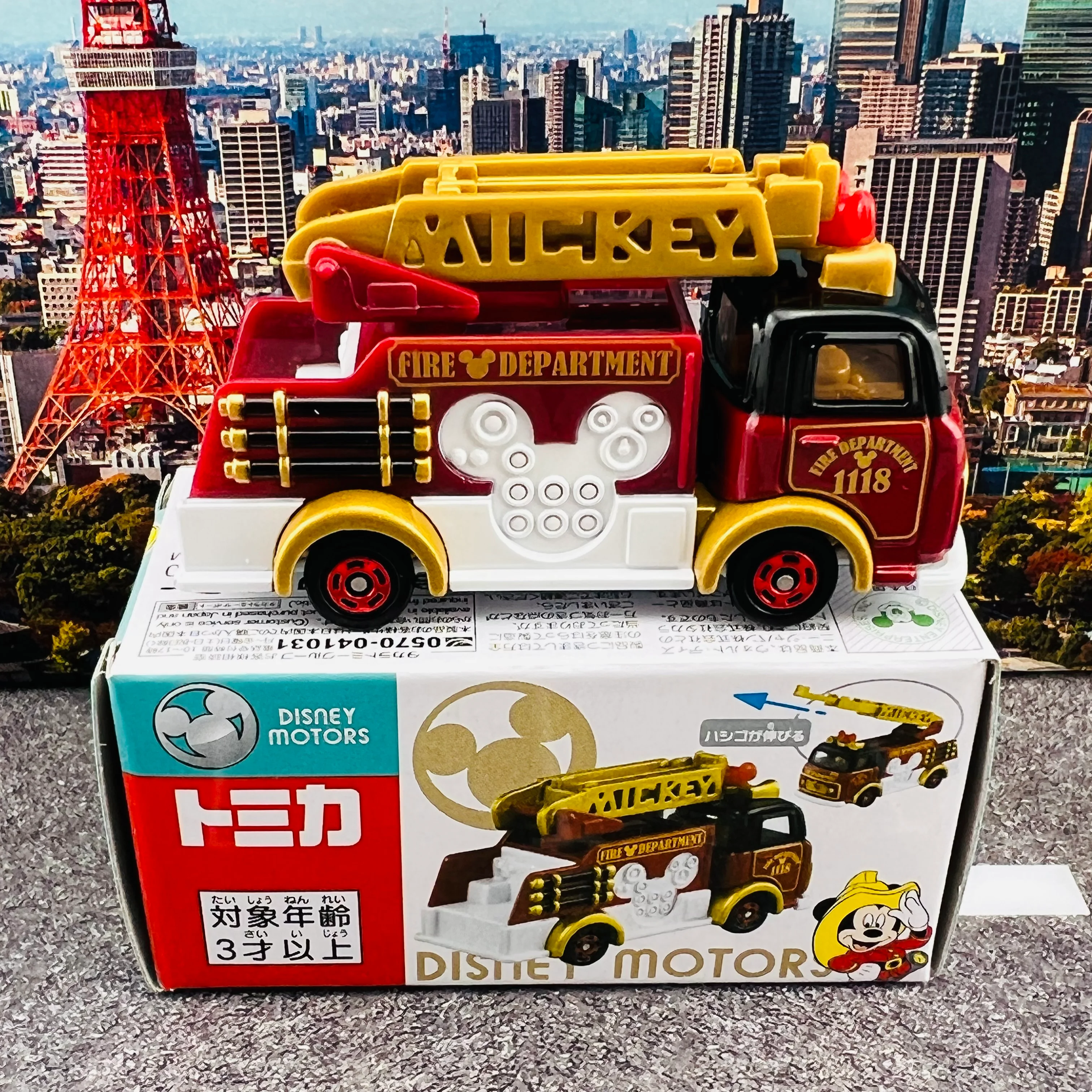 TOMICA DISNEY MOTORS Caspals Fire Truck Mickey Mouse Classic Edition 4904810180791 - Image 3