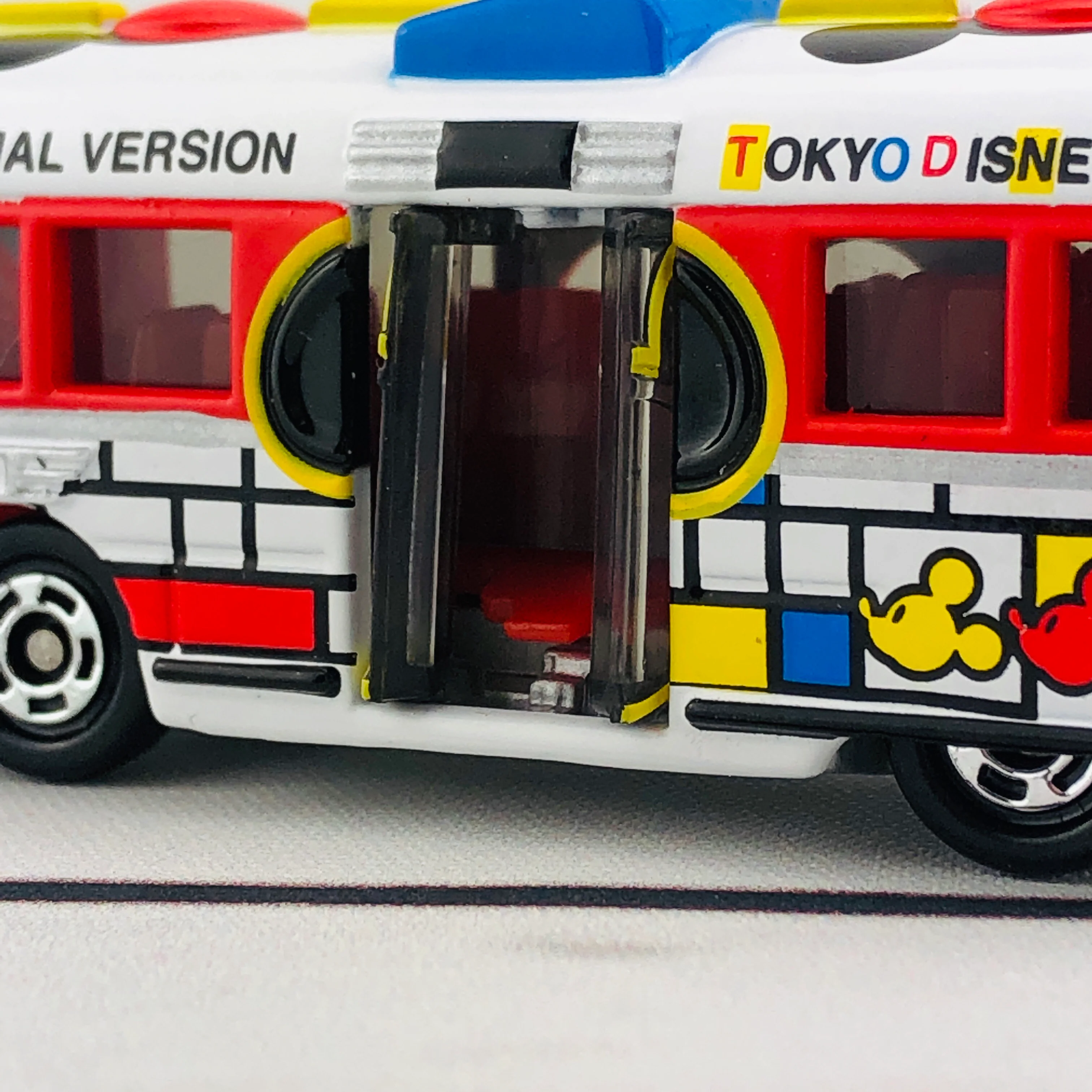 Tomica Disney Resort Cruiser 2019 Special Edition *Limited Quantity* - Image 11