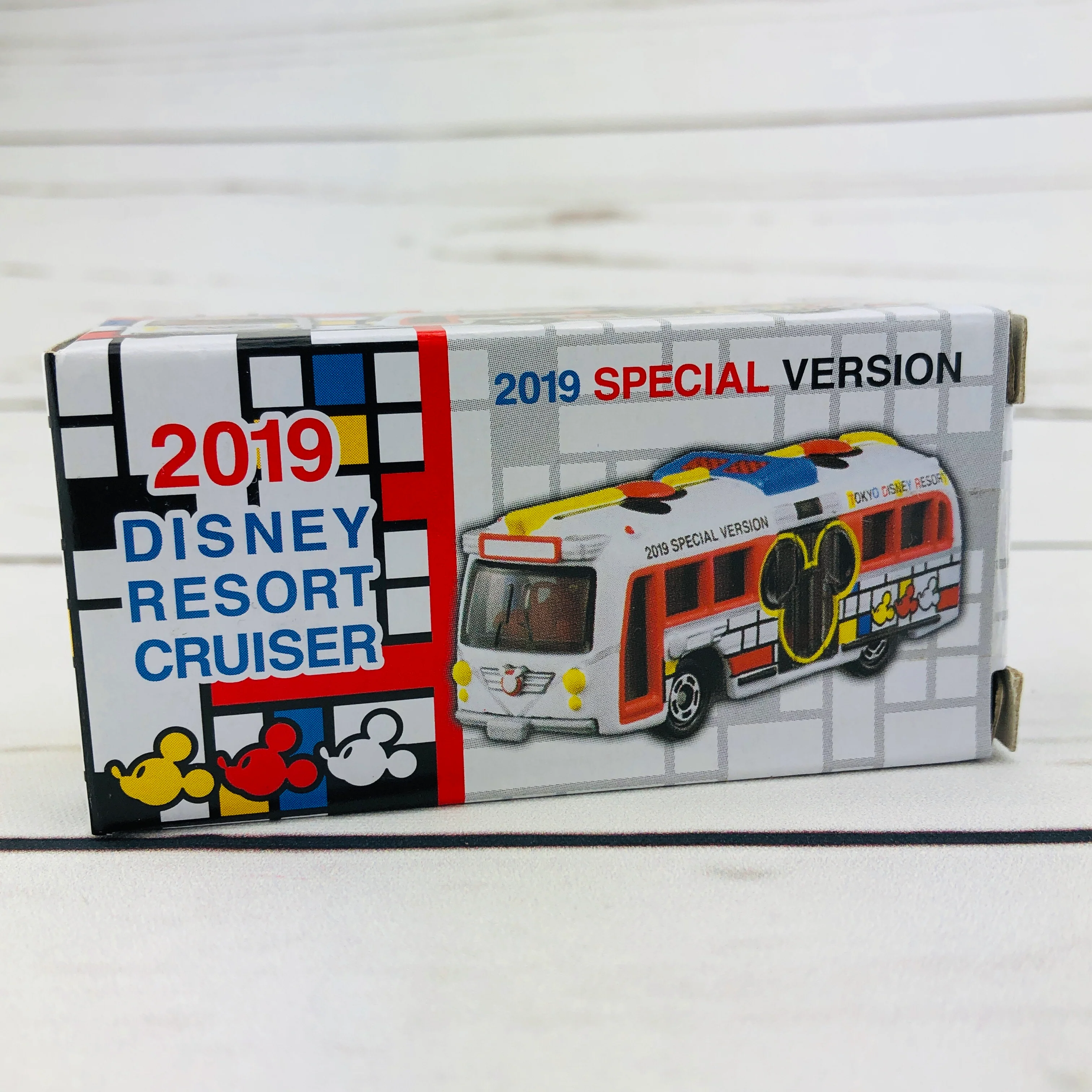 Tomica Disney Resort Cruiser 2019 Special Edition *Limited Quantity* - Image 2