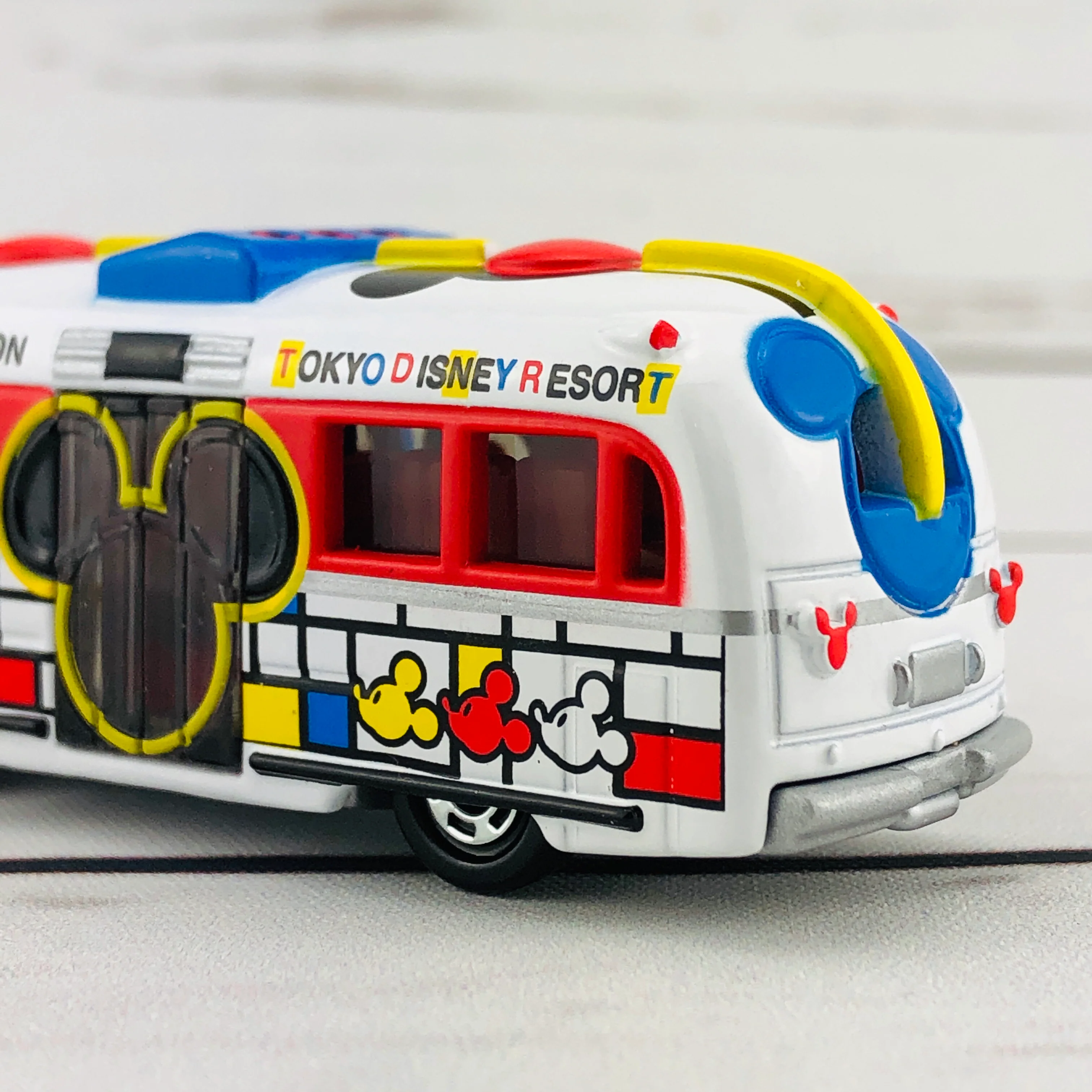 Tomica Disney Resort Cruiser 2019 Special Edition *Limited Quantity* - Image 5