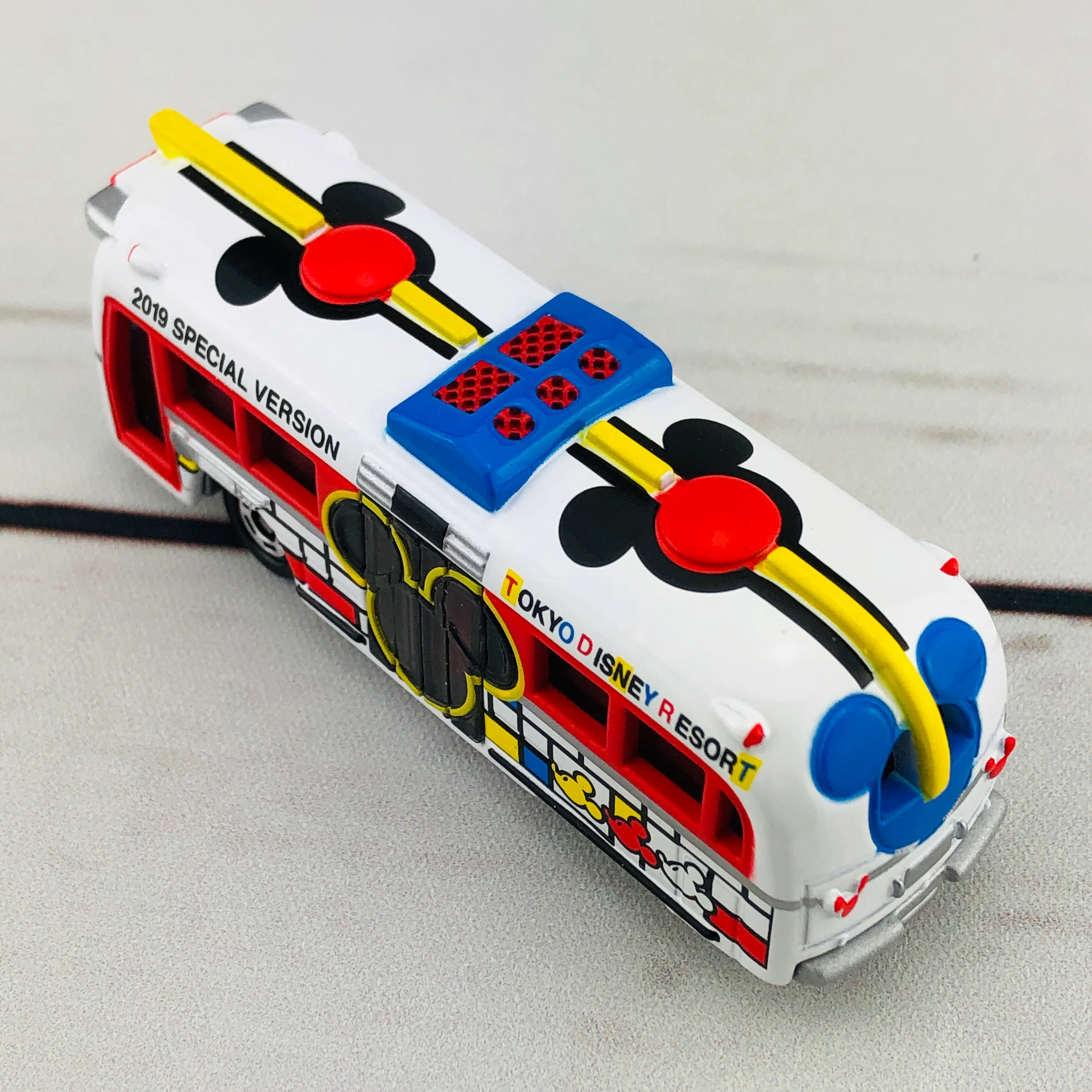 Tomica Disney Resort Cruiser 2019 Special Edition *Limited Quantity* - Image 8