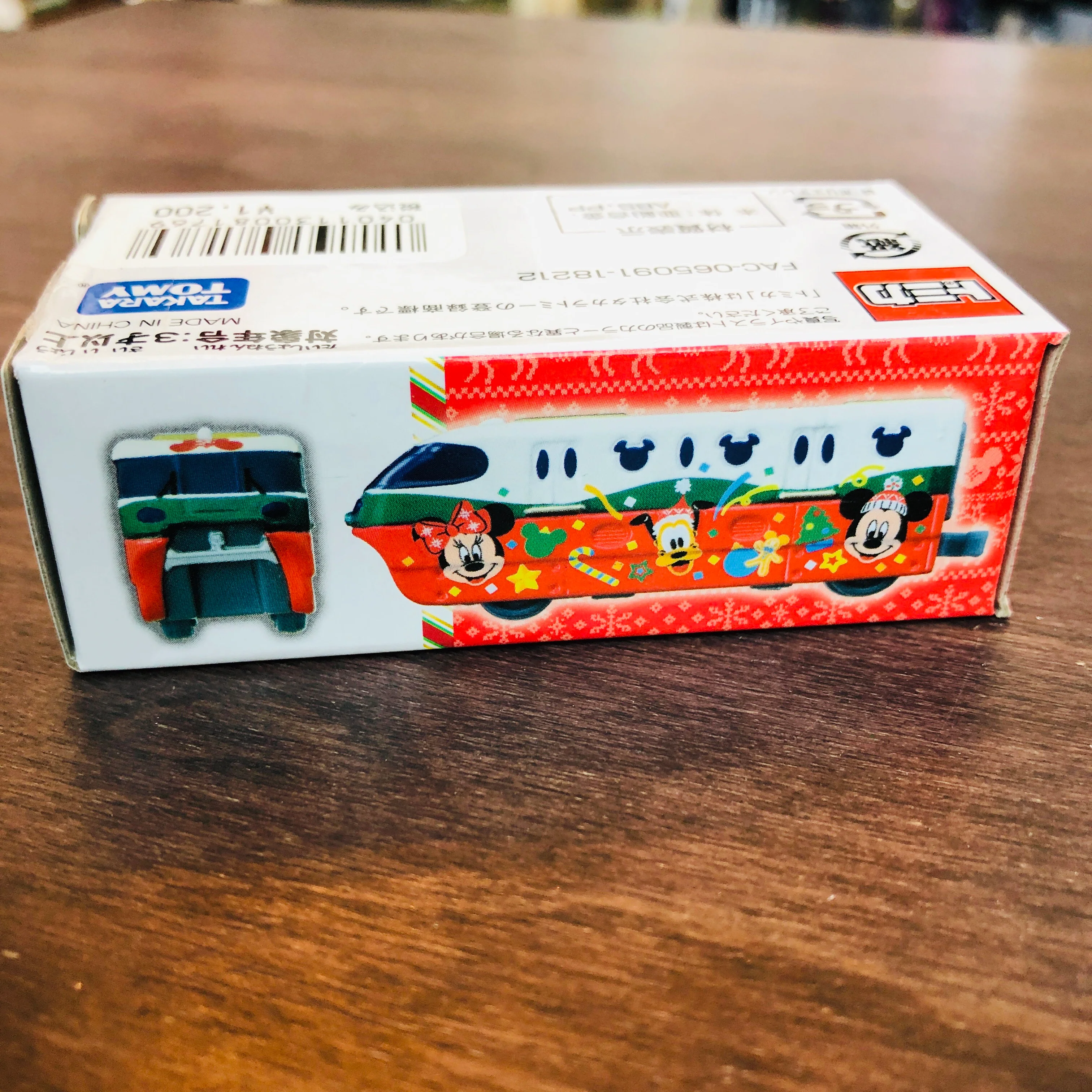 Tomica Disney Resort Line 2018 Christmas *Limited Quantity* - Image 2