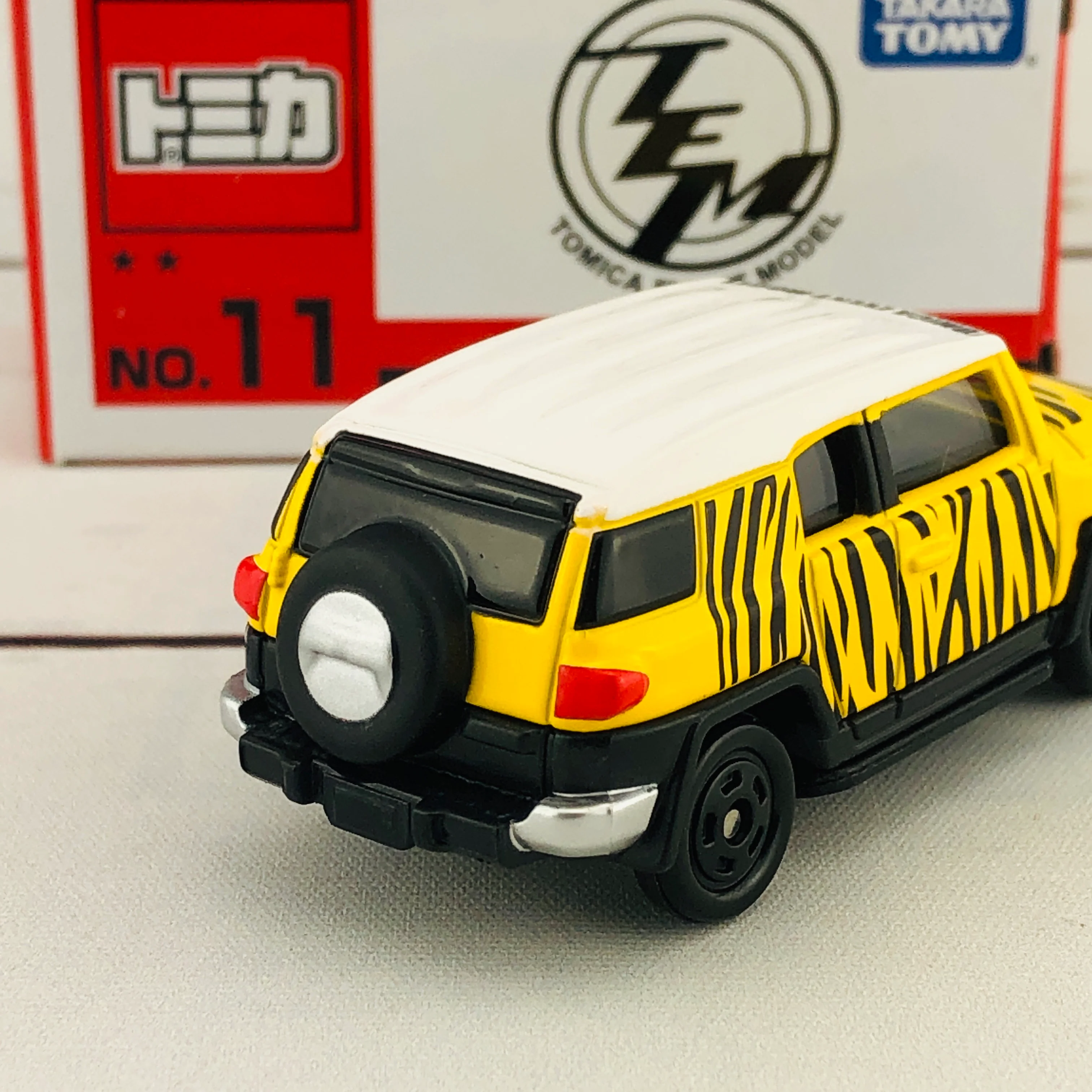 Tomica Event Model No. 11 Toyota FJ Cruiser Safari Special Edition (Limited Qty) - Image 5