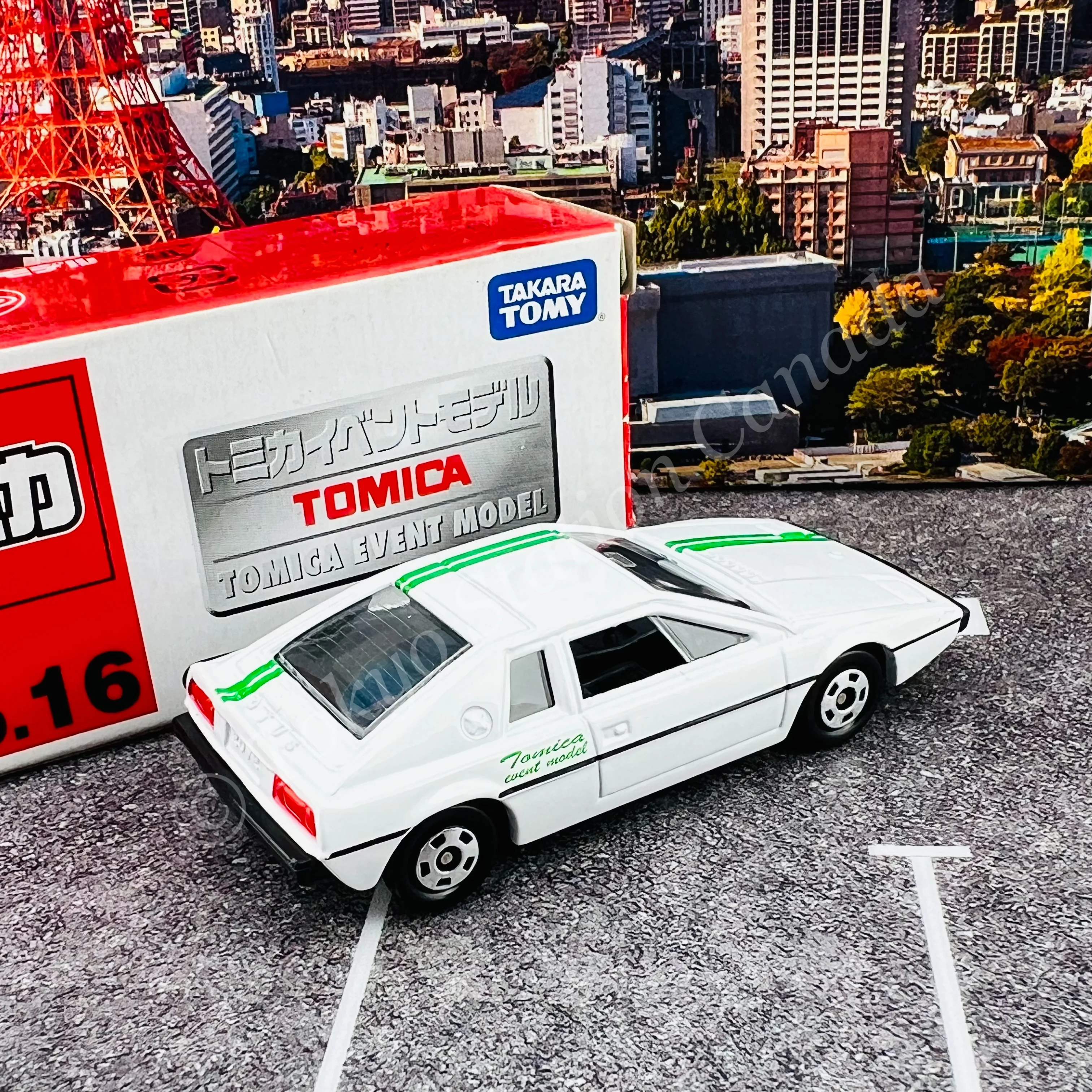 TOMICA EVENT MODEL NO.16 Lotus Esprit - Image 2