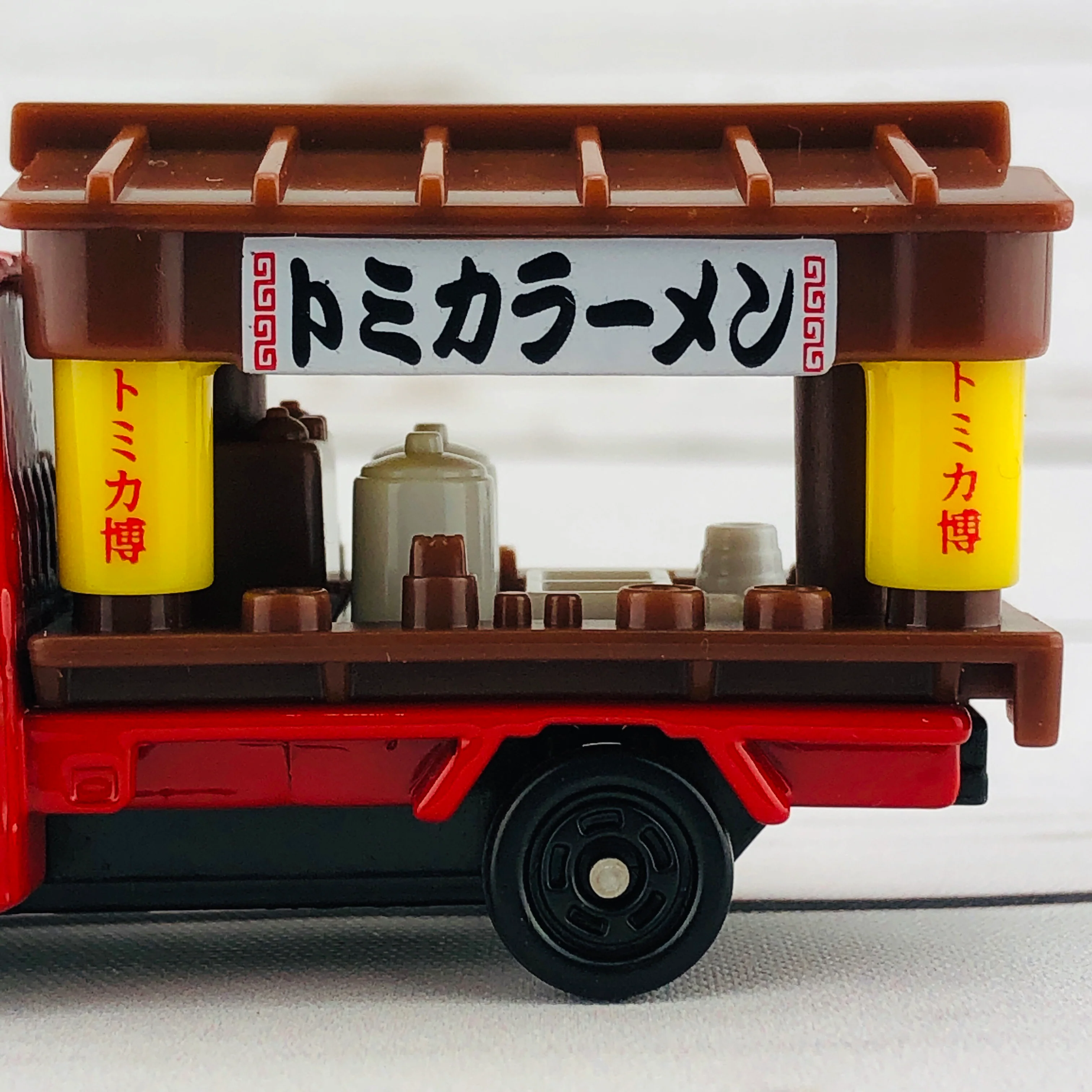 Tomica Event Model No.17 Toyota Town Ace Haku Ramen Truck - Image 4