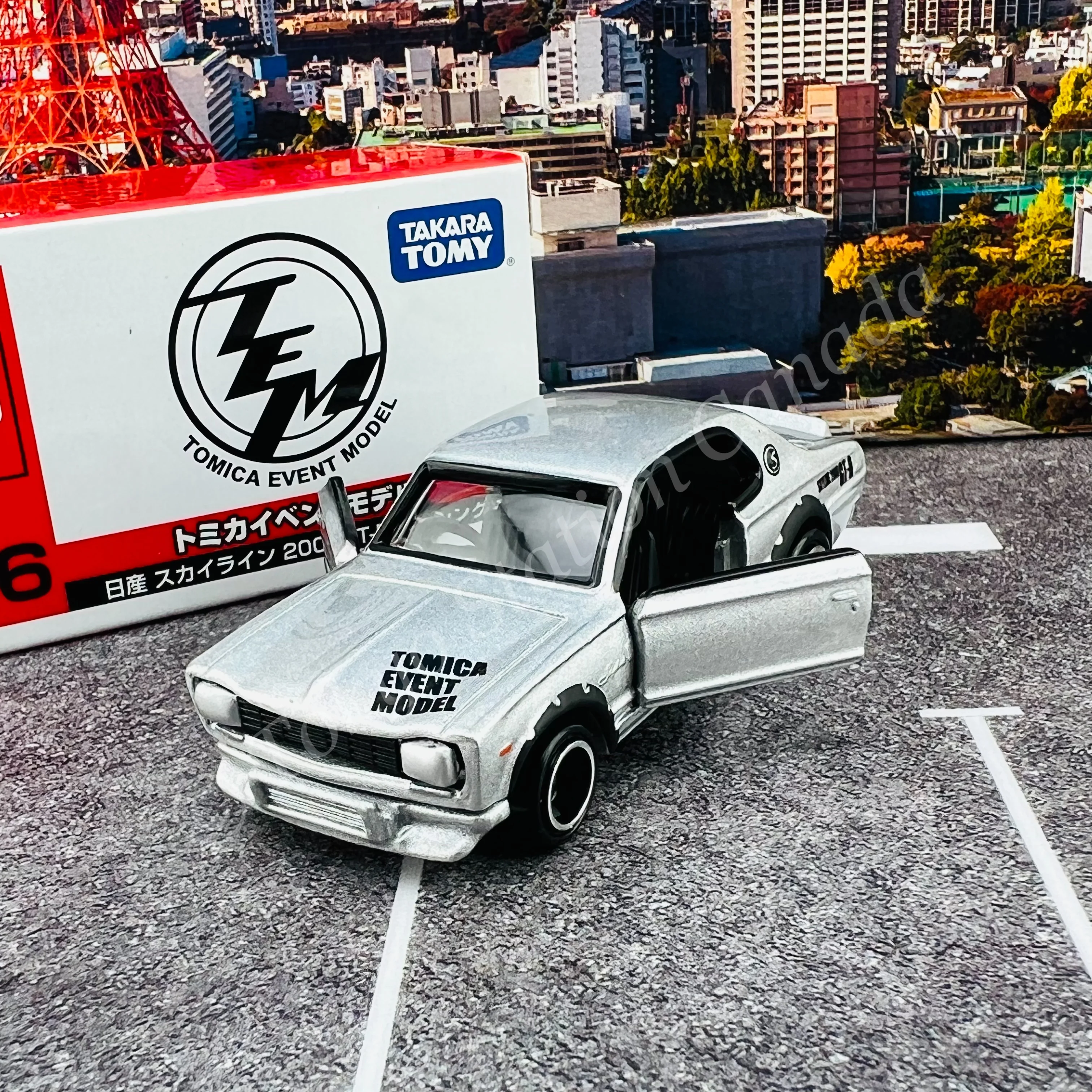 TOMICA EVENT MODEL NO.26 Nissan Skyline 2000GT-R Racing (Silver) - Image 3