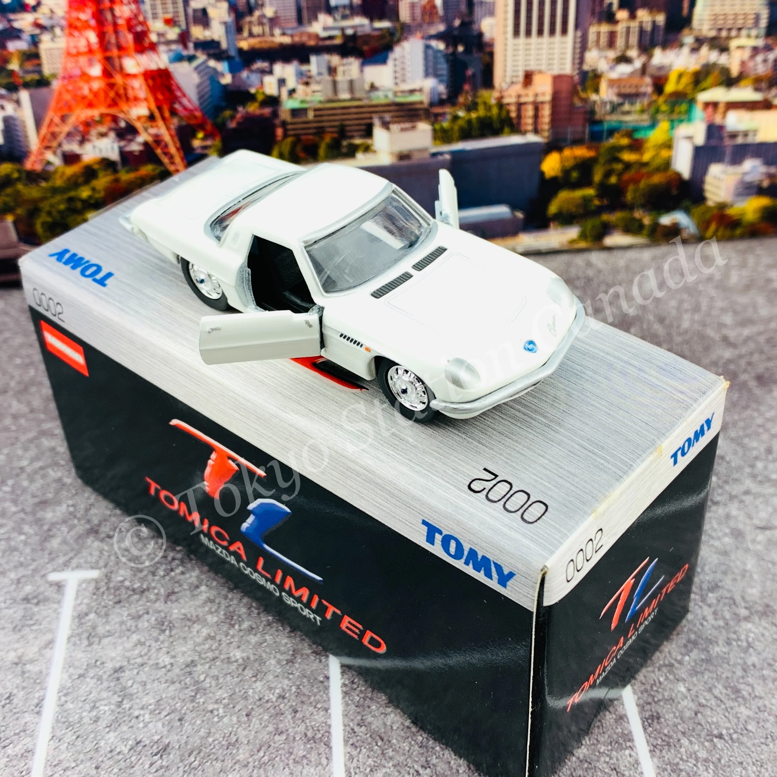 TOMICA LIMITED 0002 Mazda Cosmo Sport 4904810564294 - Image 4