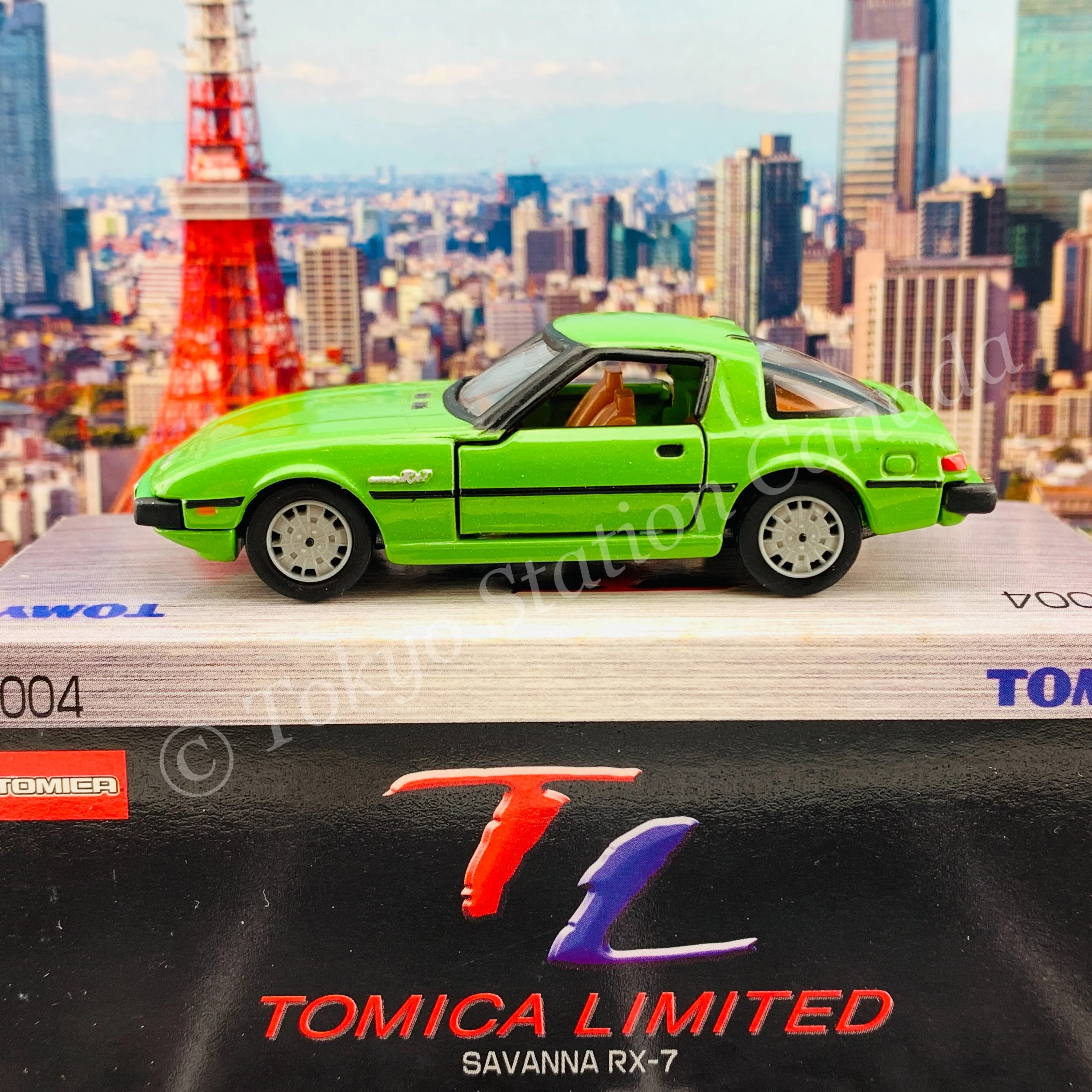 TOMICA LIMITED 0004 SAVANNA RX-7 4904810565161 - Image 3