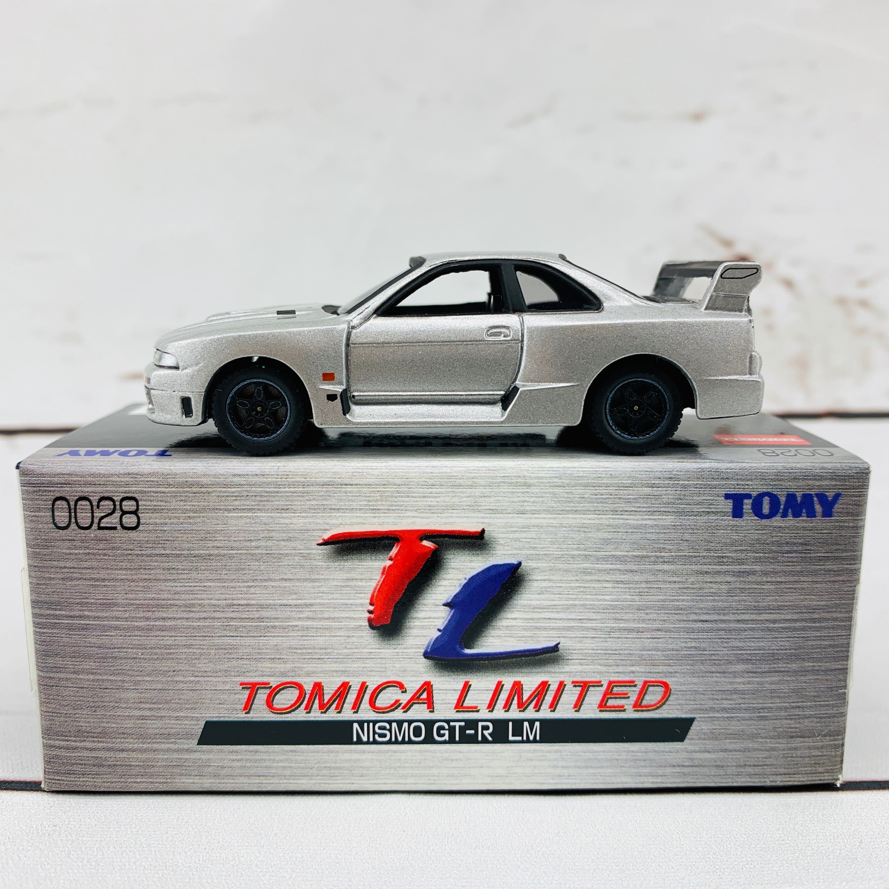 Tomica Limited 0028 Nismo GTR LM **Limited Qty** - Image 2