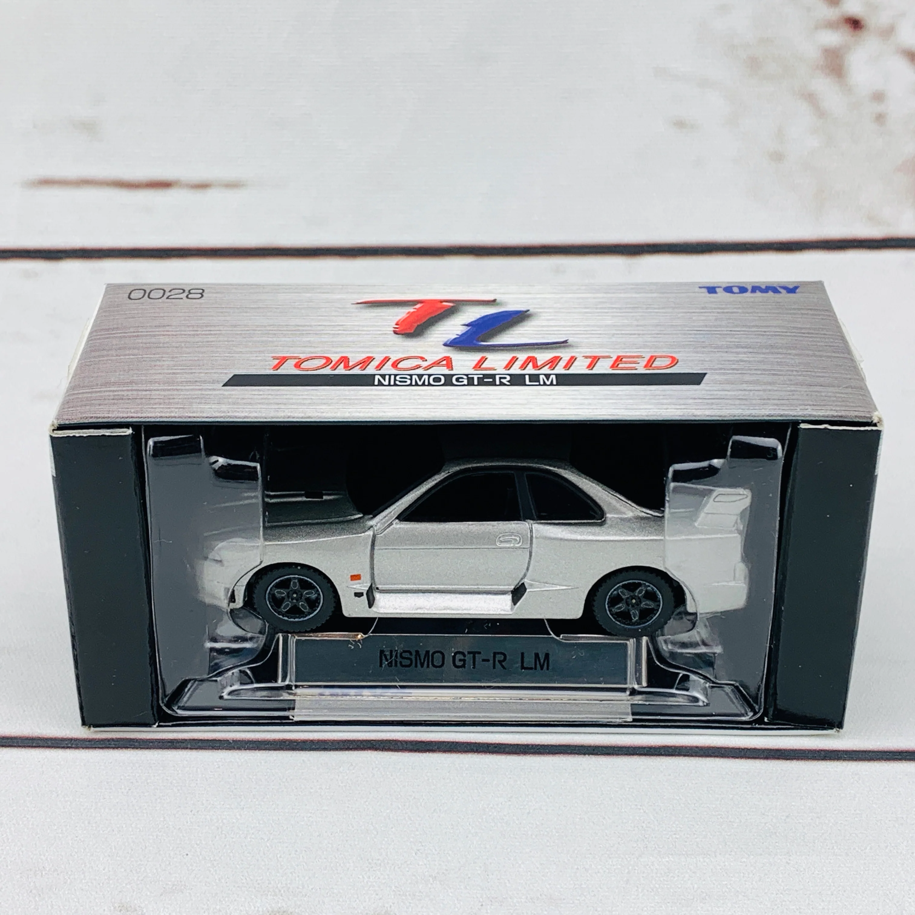 Tomica Limited 0028 Nismo GTR LM **Limited Qty** - Image 4