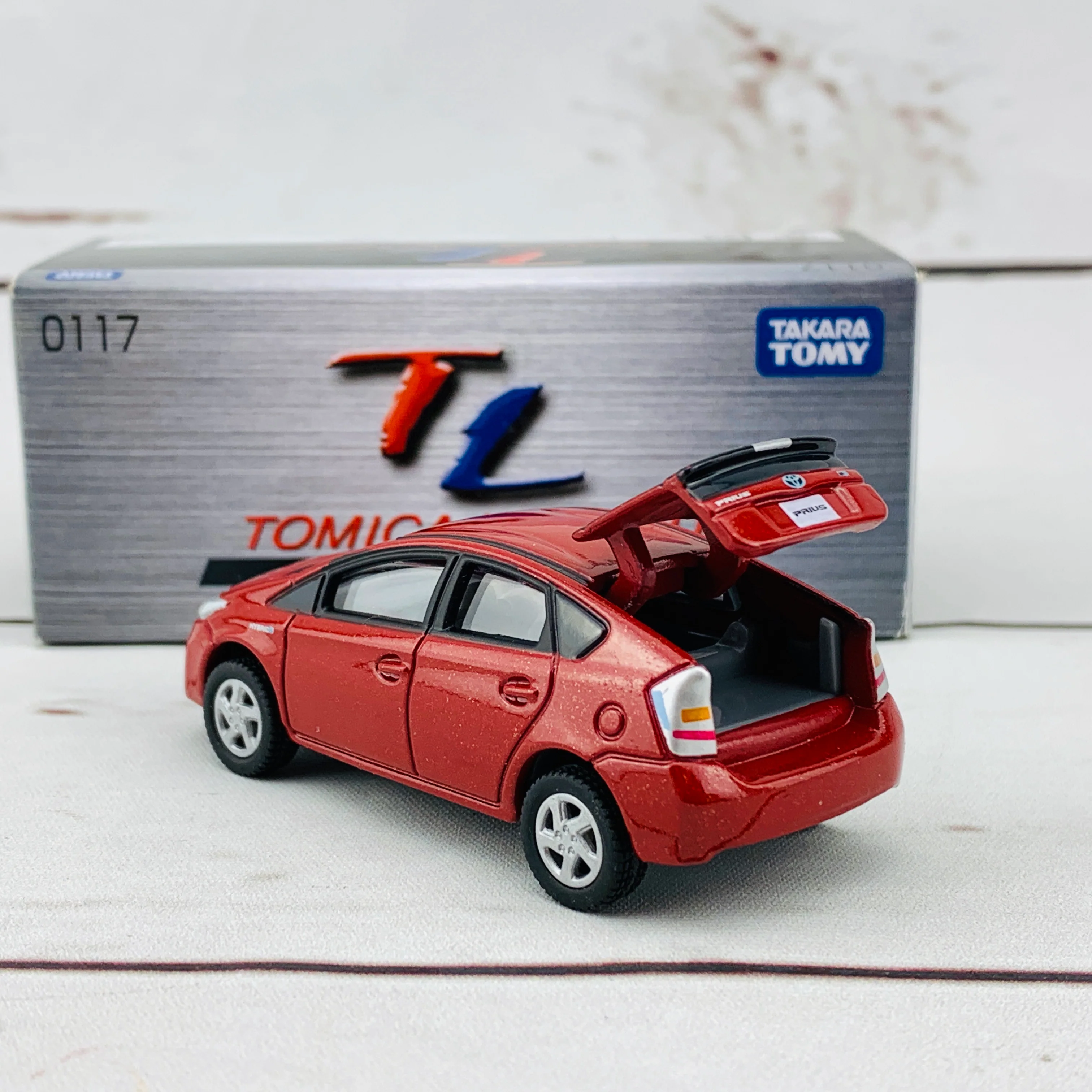 Tomica Limited 0117 Toyota Prius RED - Image 3