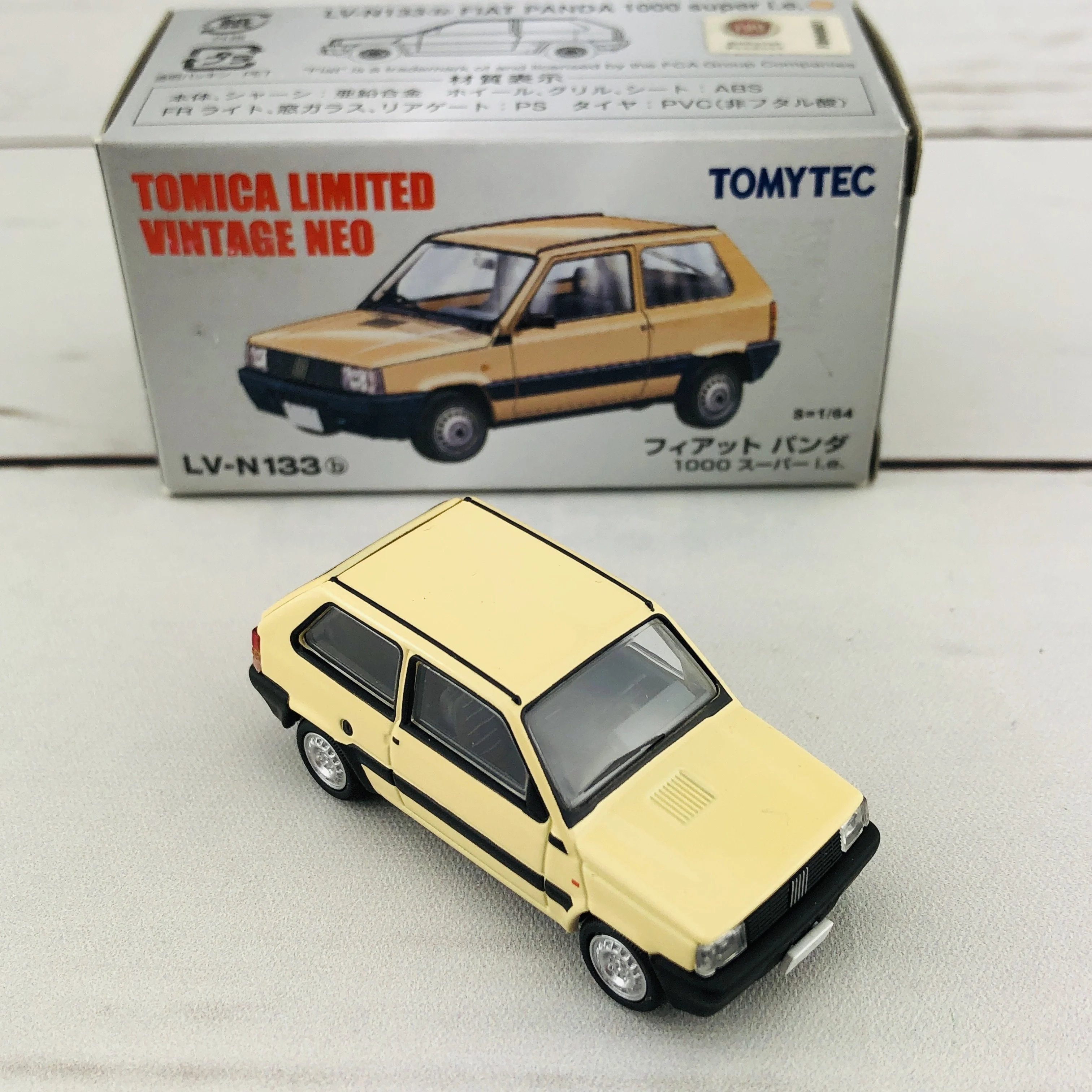 Tomica Limited Vintage 1/64 Fiat Panda 1000 super i.e. LV-N133b - Image 6