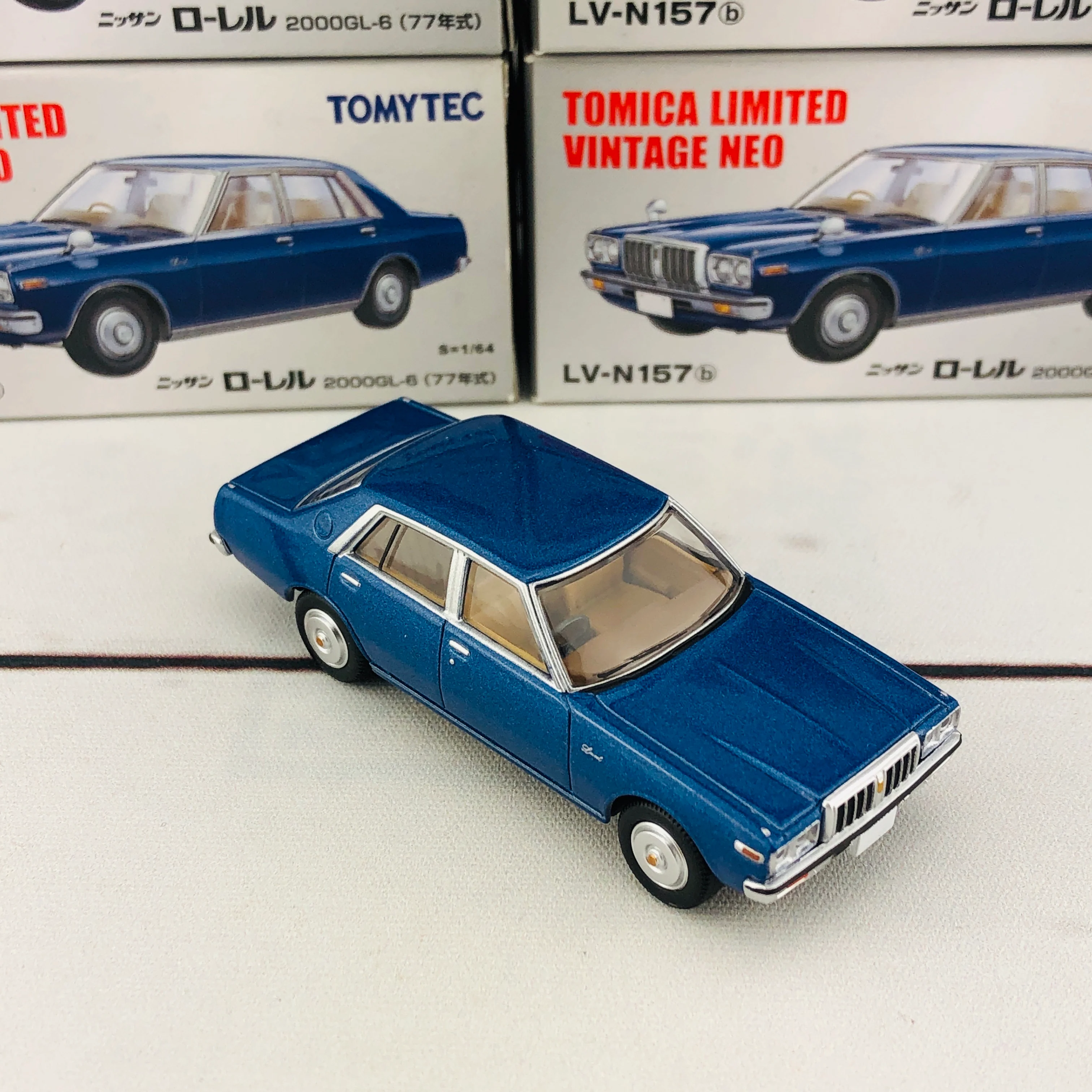 Tomica Limited Vintage 1/64 Nissan Laurel 2000GL-6 LV-N157b (1977) - Image 6