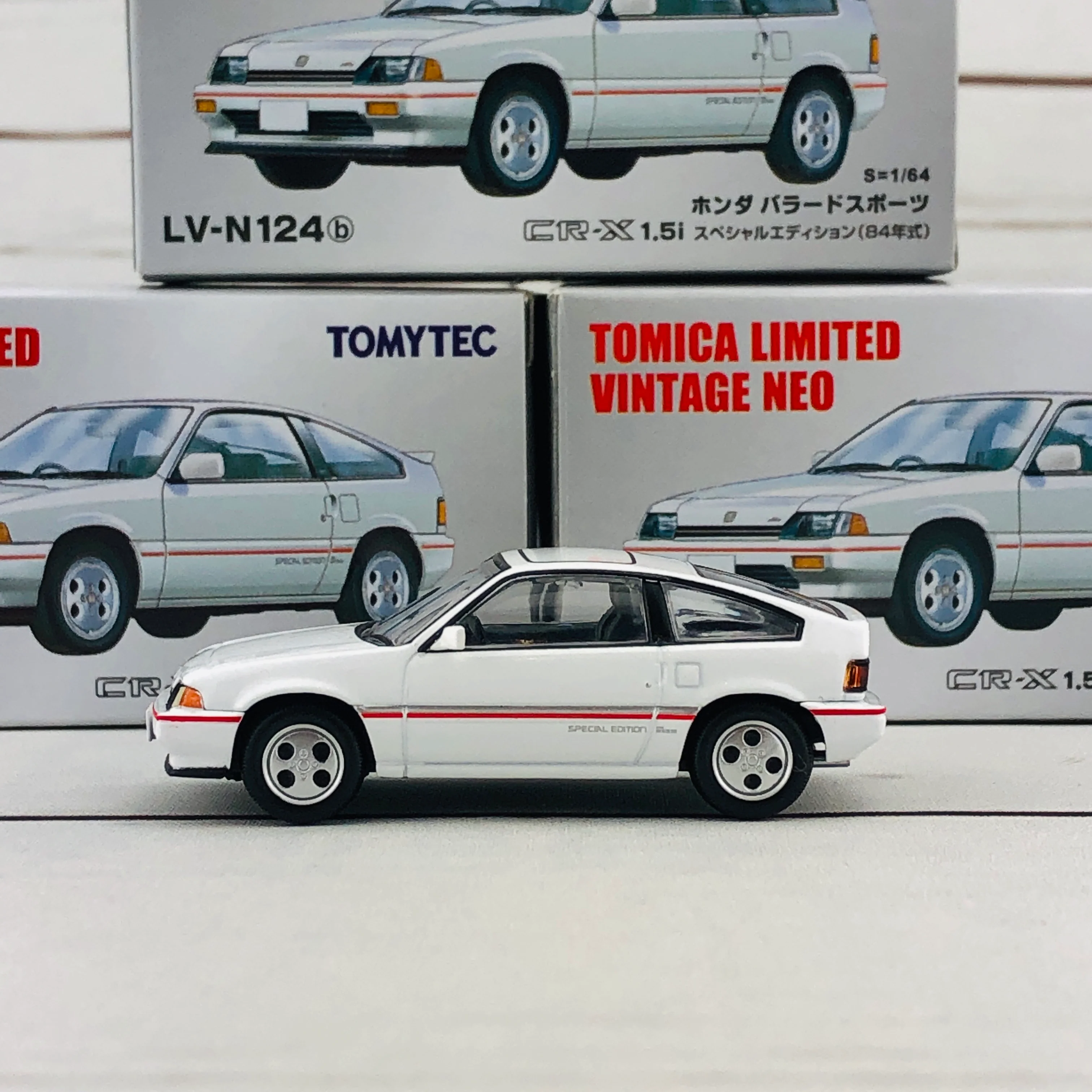 Tomica Limited Vintage Honda Ballade Sports CRX 1.5i WHITE LV-N124b - Image 2