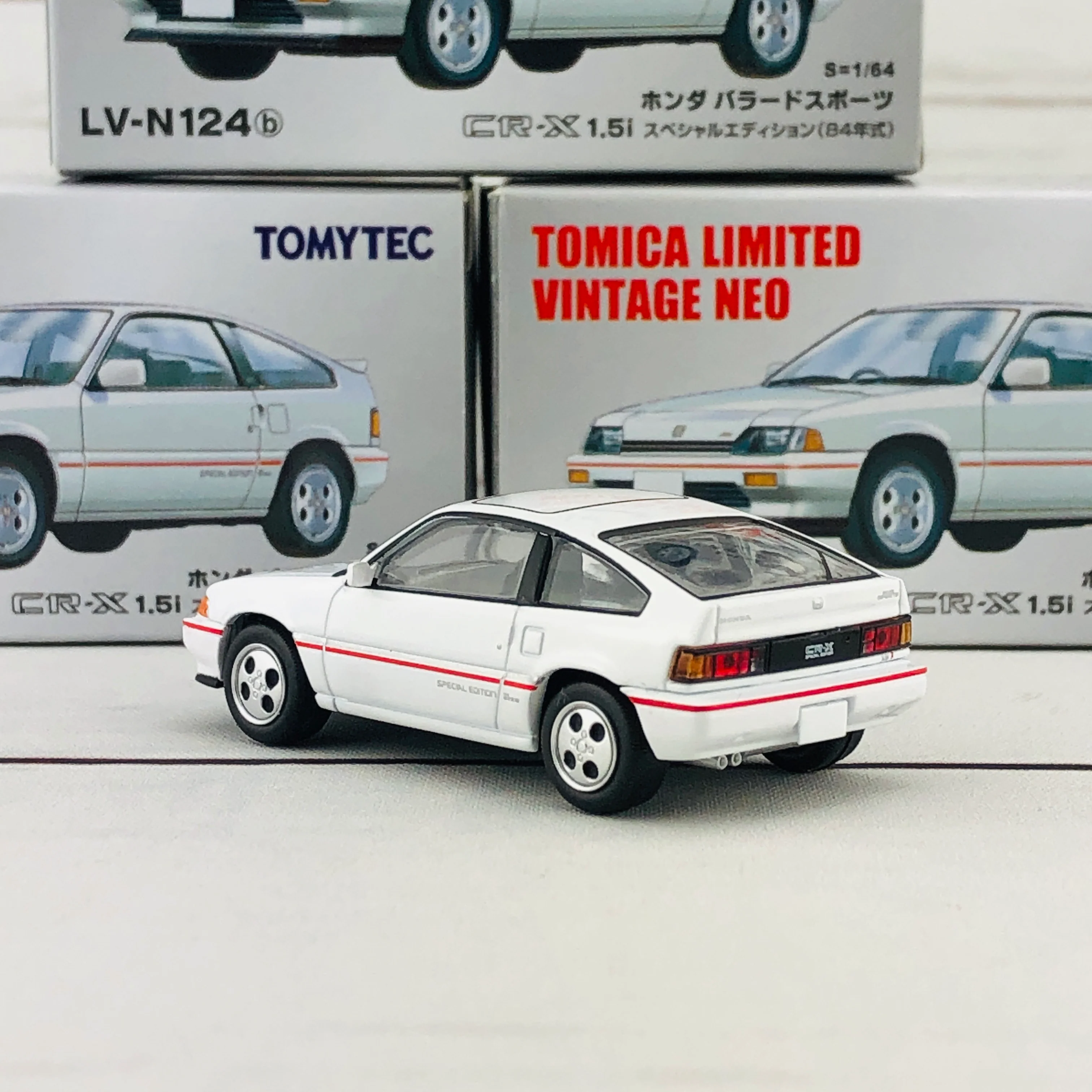 Tomica Limited Vintage Honda Ballade Sports CRX 1.5i WHITE LV-N124b - Image 4