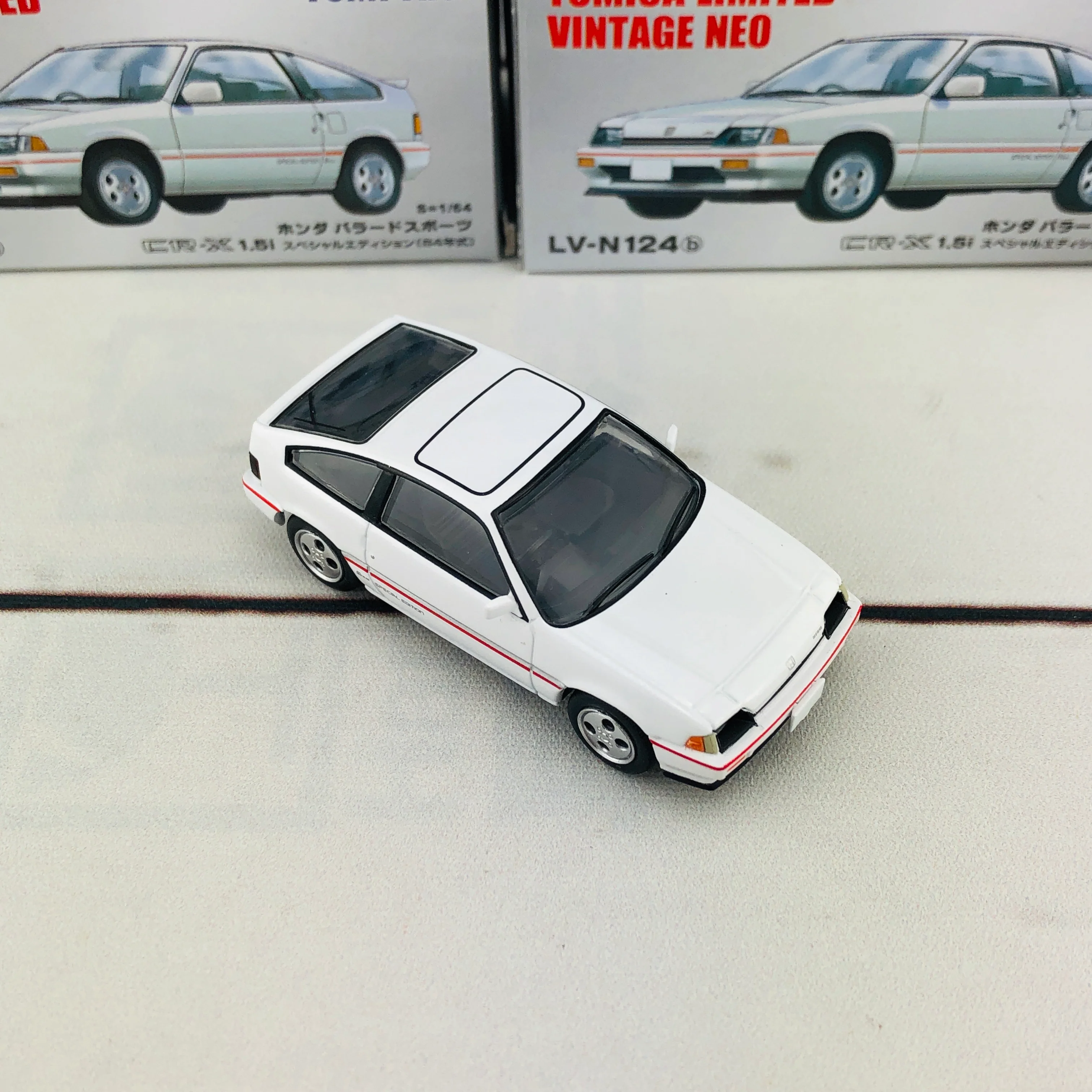 Tomica Limited Vintage Honda Ballade Sports CRX 1.5i WHITE LV-N124b - Image 6