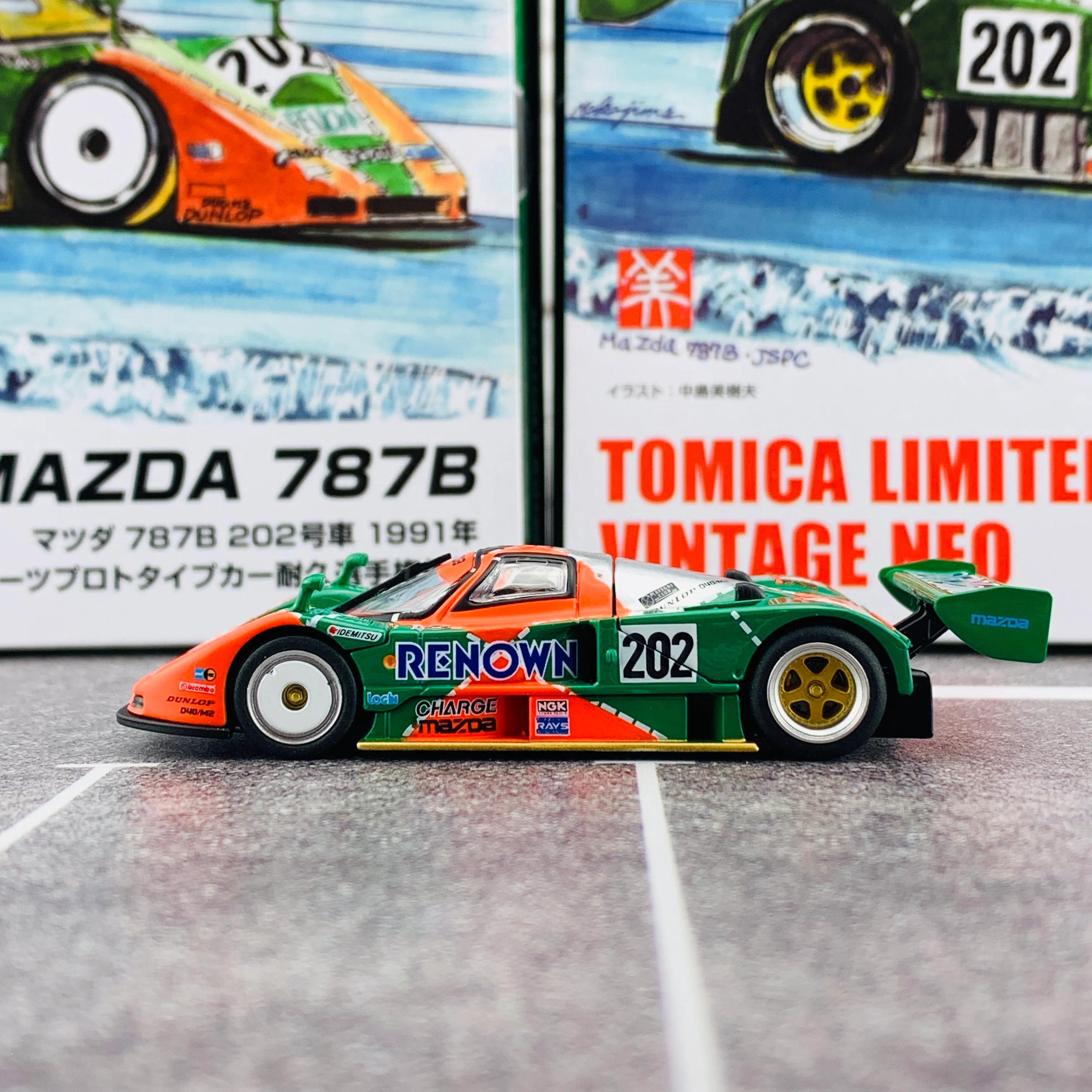 Tomica Limited Vintage Neo 1/64 MAZDA 787B 202 - Image 2