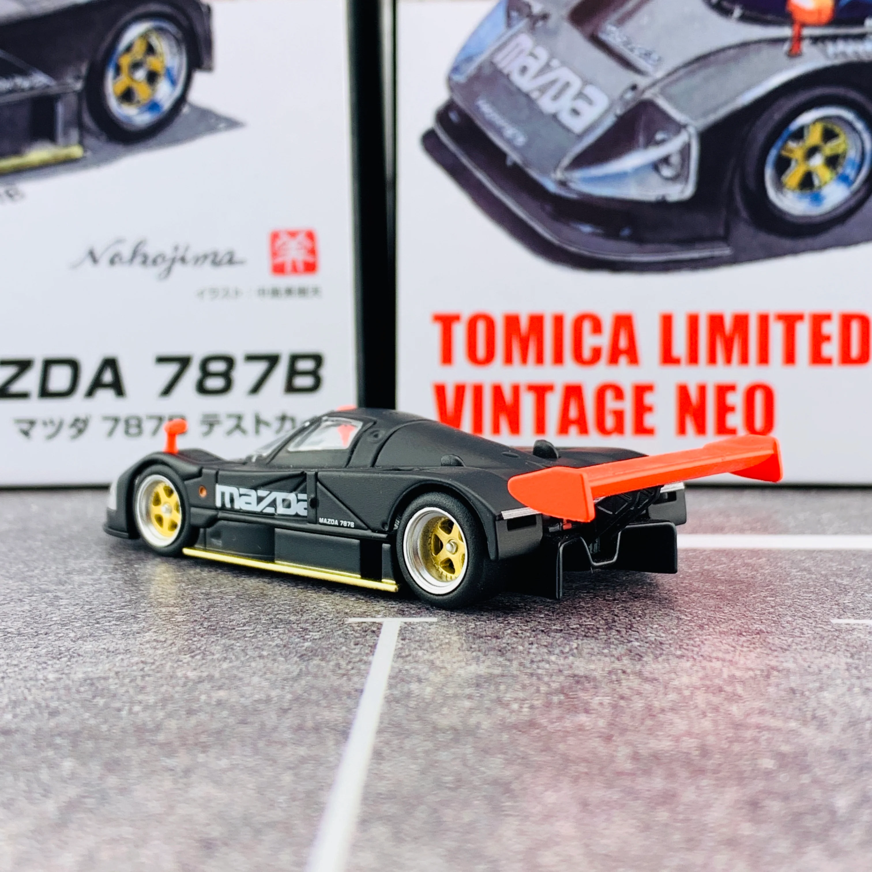 Tomica Limited Vintage Neo 1/64 MAZDA 787B Test Car - Image 5
