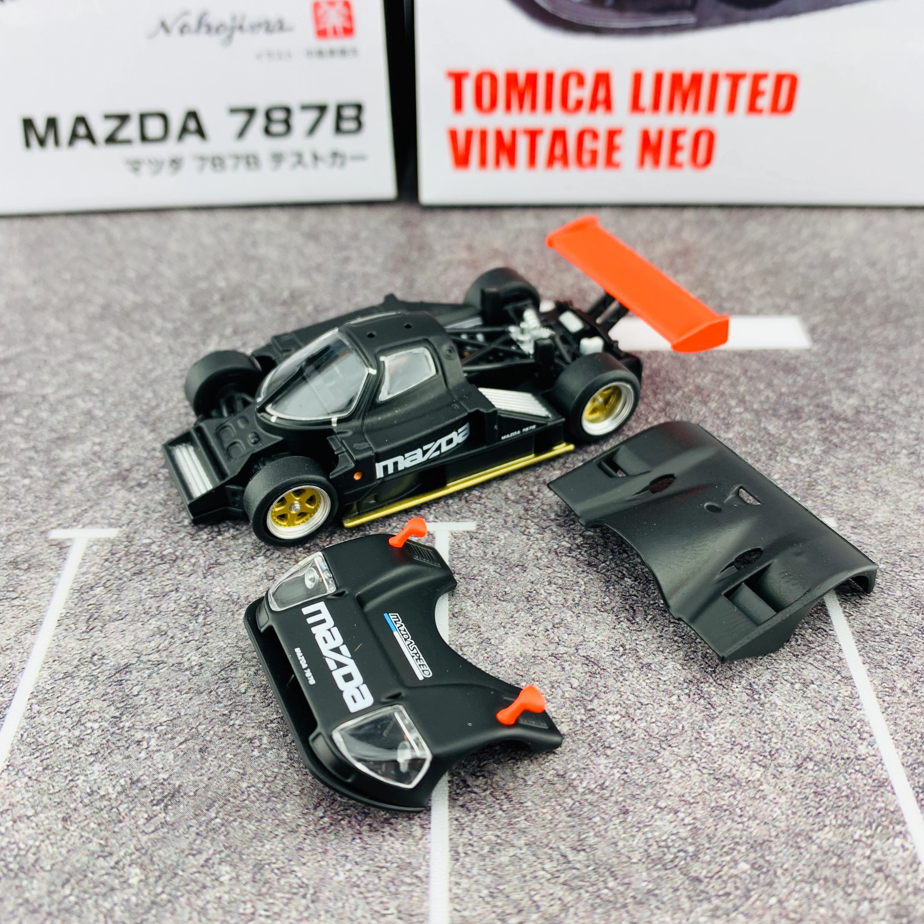 Tomica Limited Vintage Neo 1/64 MAZDA 787B Test Car - Image 7