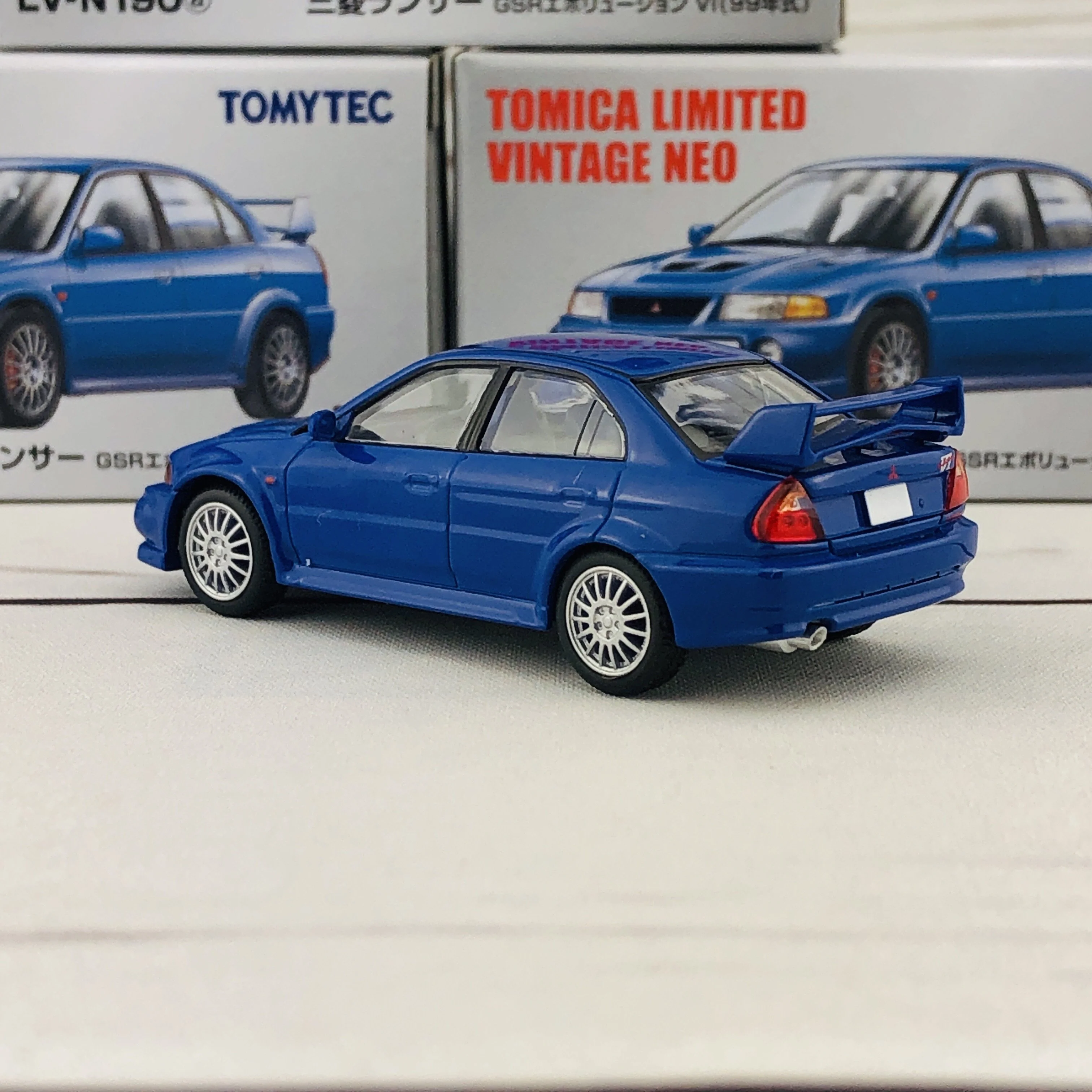 Tomica Limited Vintage Neo Mitsubishi Lancer Evolution VI GSR Blue (1999) LV-N190a - Image 4