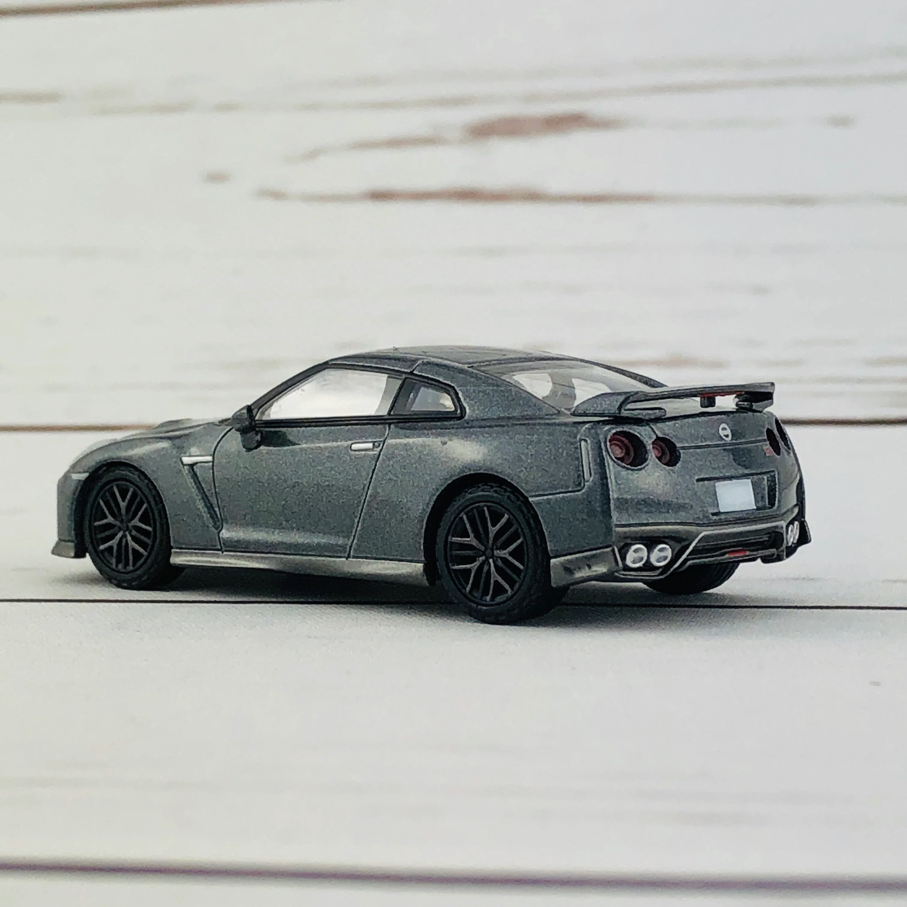Tomica Limited Vintage Neo Nissan GTR Premium Edition 2017 Model GREY LV-N148e - Image 9
