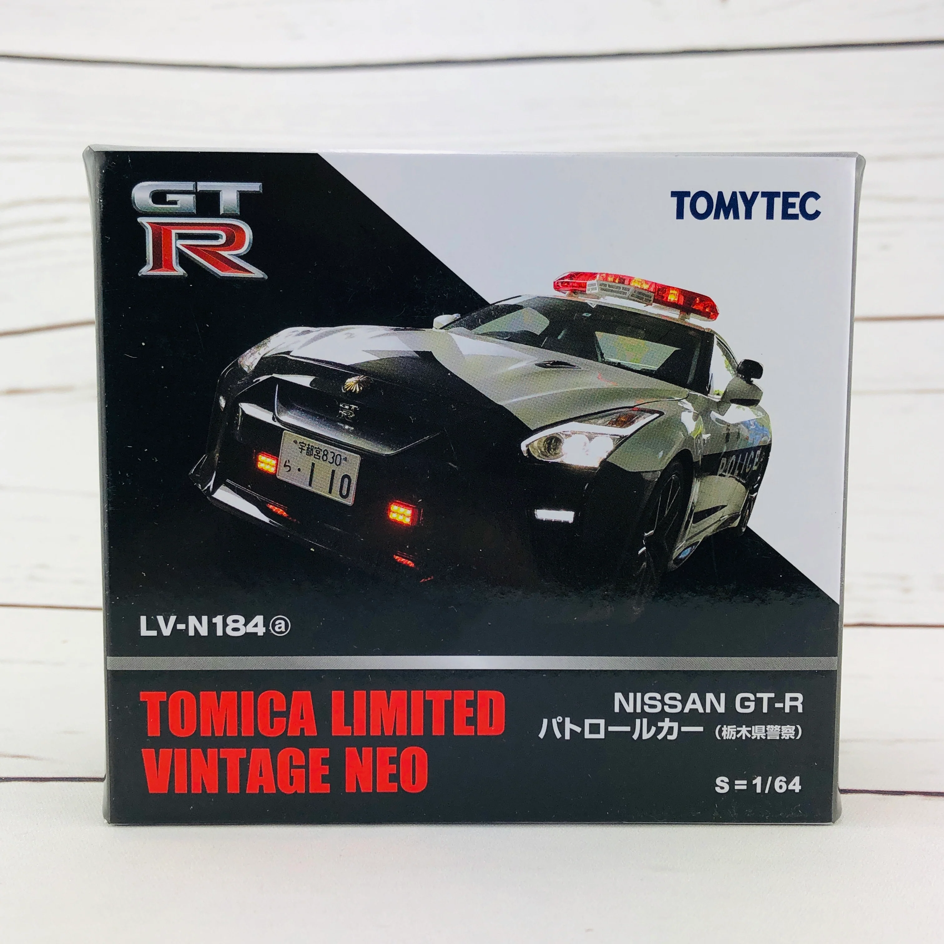 Tomica Limited Vintage Neo Tomytec GTR Police Car LV-N184a - Image 10