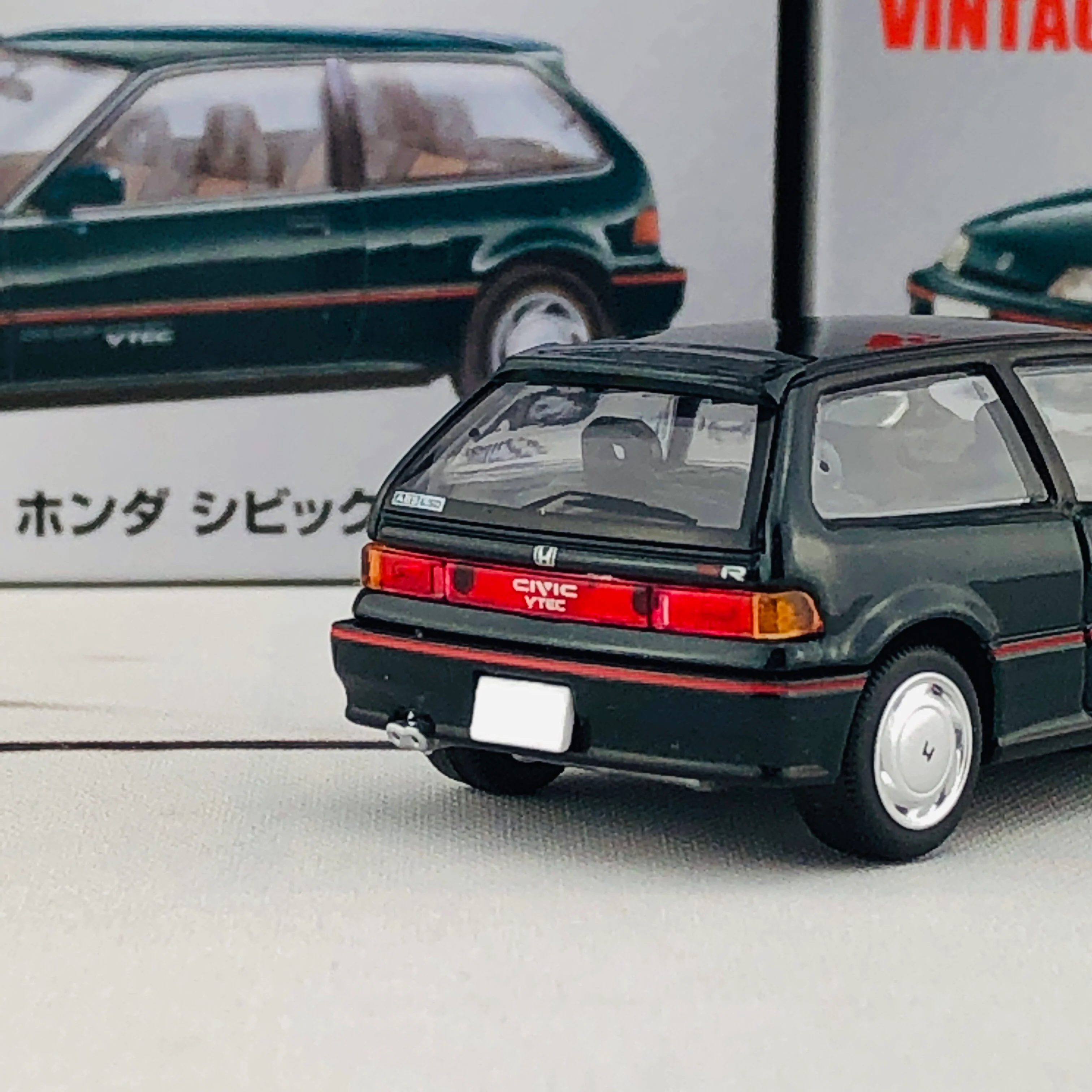Tomica Limited Vintage Neo Honda Civic SIR II (Green) LV-N182a - Image 5