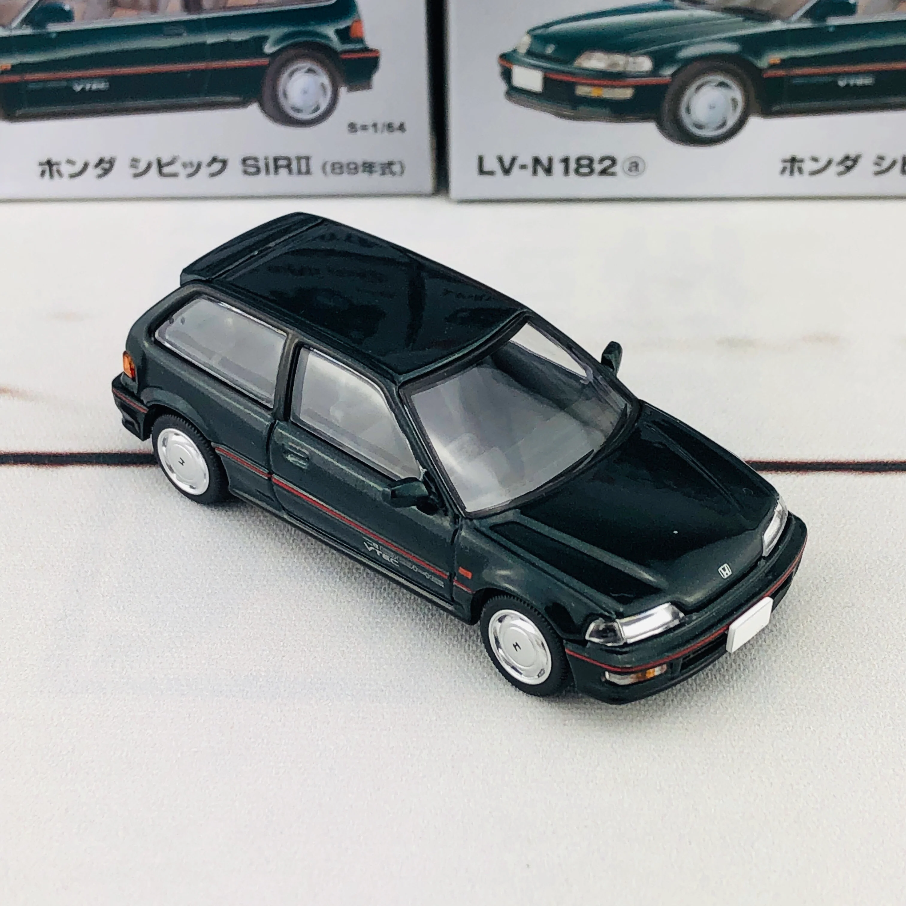 Tomica Limited Vintage Neo Honda Civic SIR II (Green) LV-N182a - Image 6
