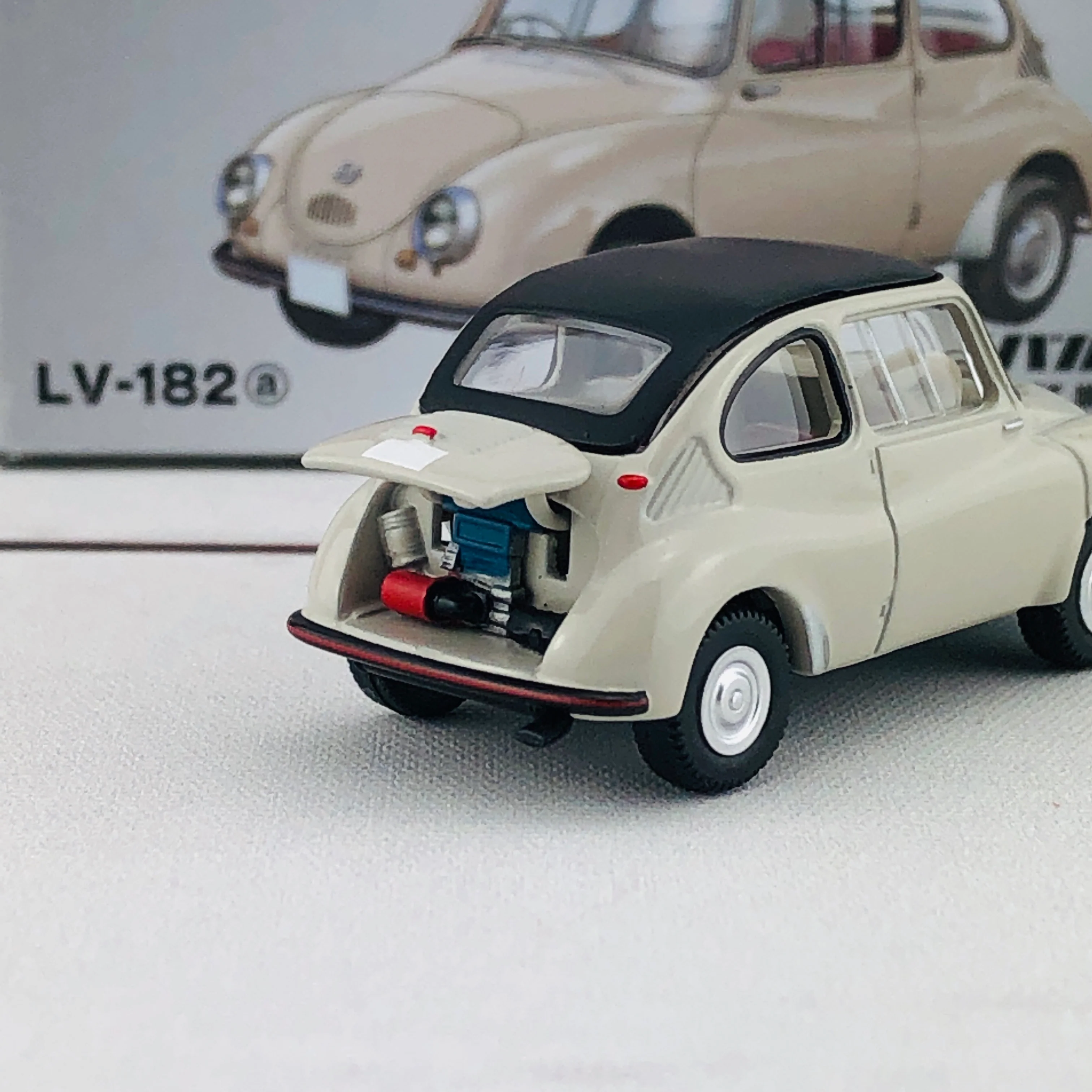 Tomica Limited Vintage 1/64 Subaru 360 Convertible (Closed Top) LV-182a (1960) - Image 6
