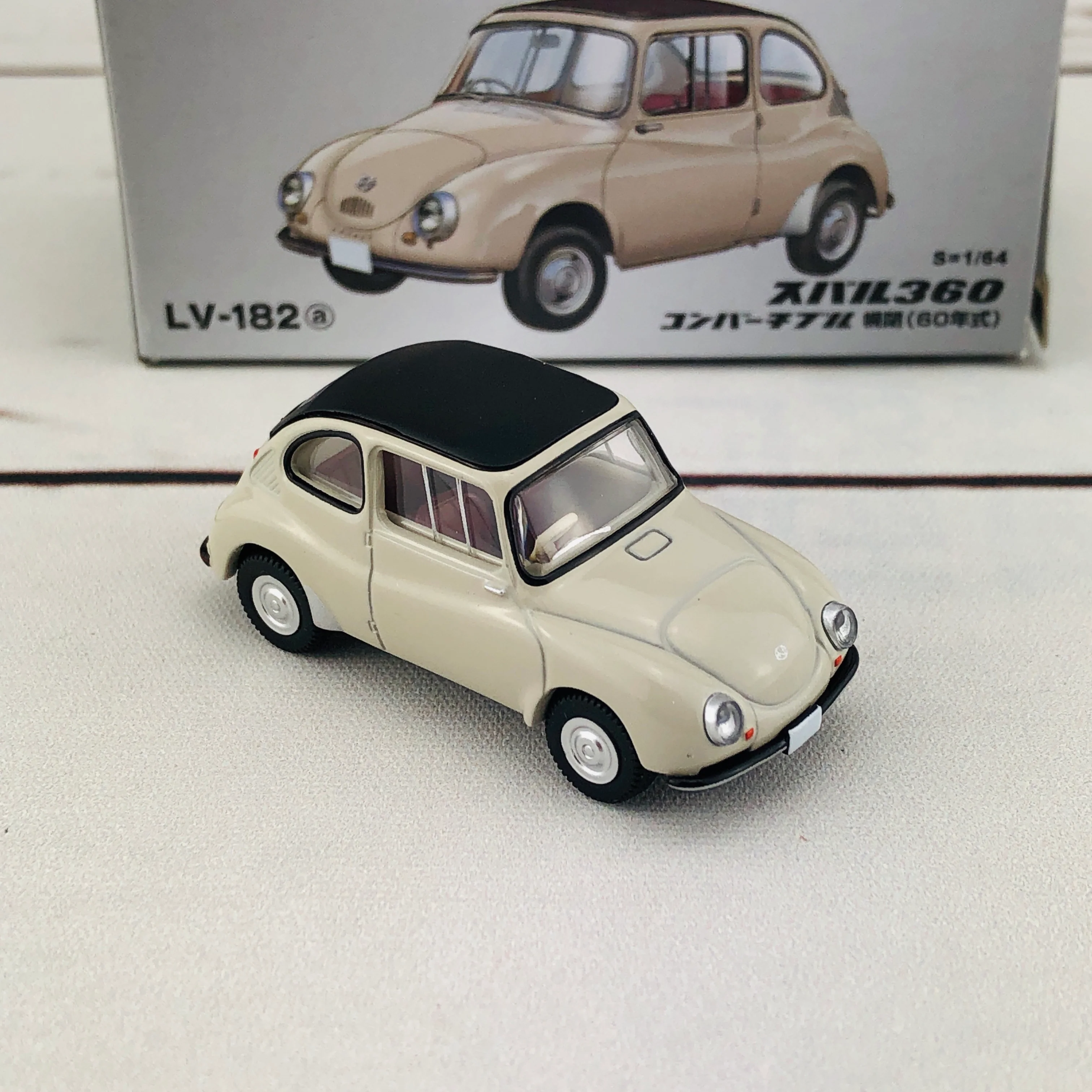 Tomica Limited Vintage 1/64 Subaru 360 Convertible (Closed Top) LV-182a (1960) - Image 7