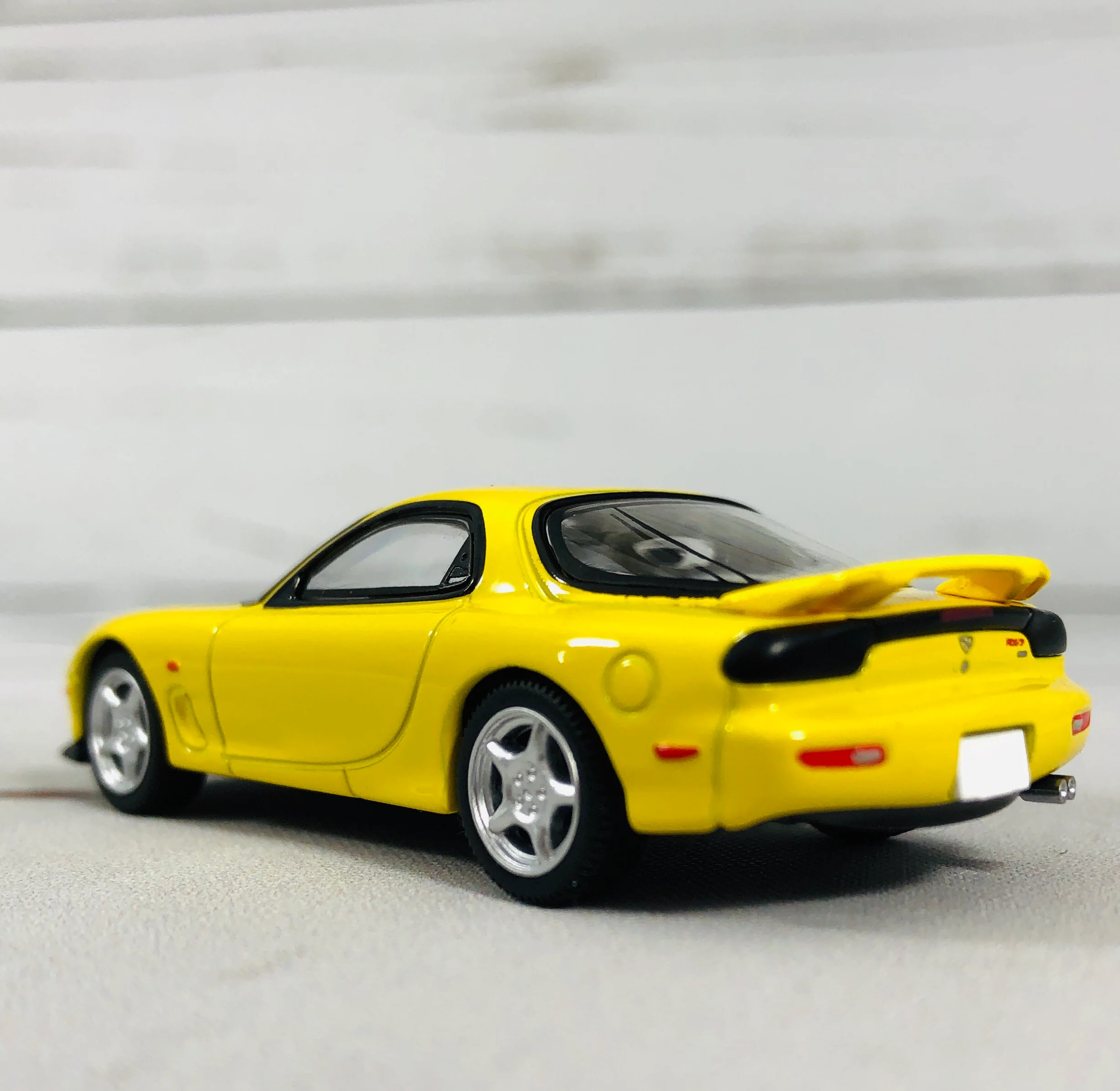 Tomica Limited Vintage Tomytec RX7 Yellow LV-N174b - Image 6