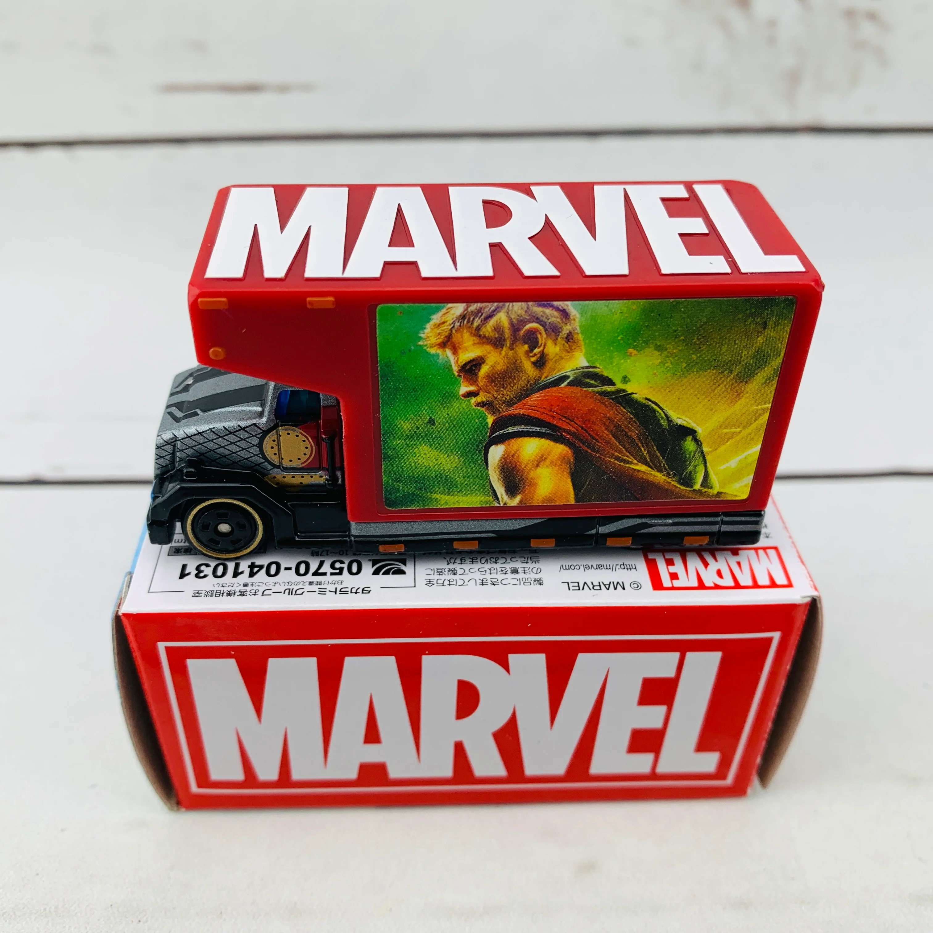 TOMICA MARVEL T.U.N.E. Evo. 2.0 AD TRUCK THOR - Image 4
