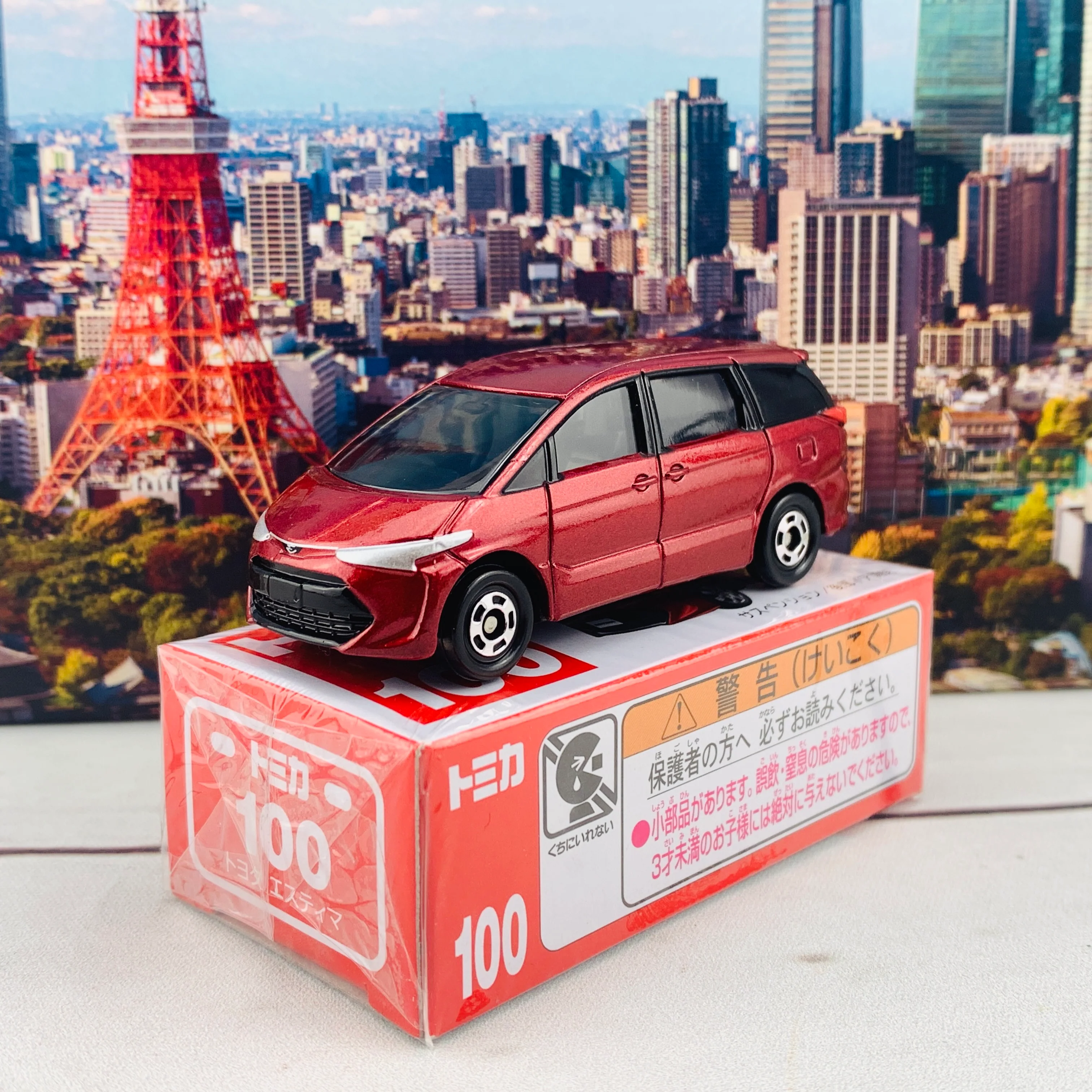 TOMICA 100 Toyota Estima - Image 2