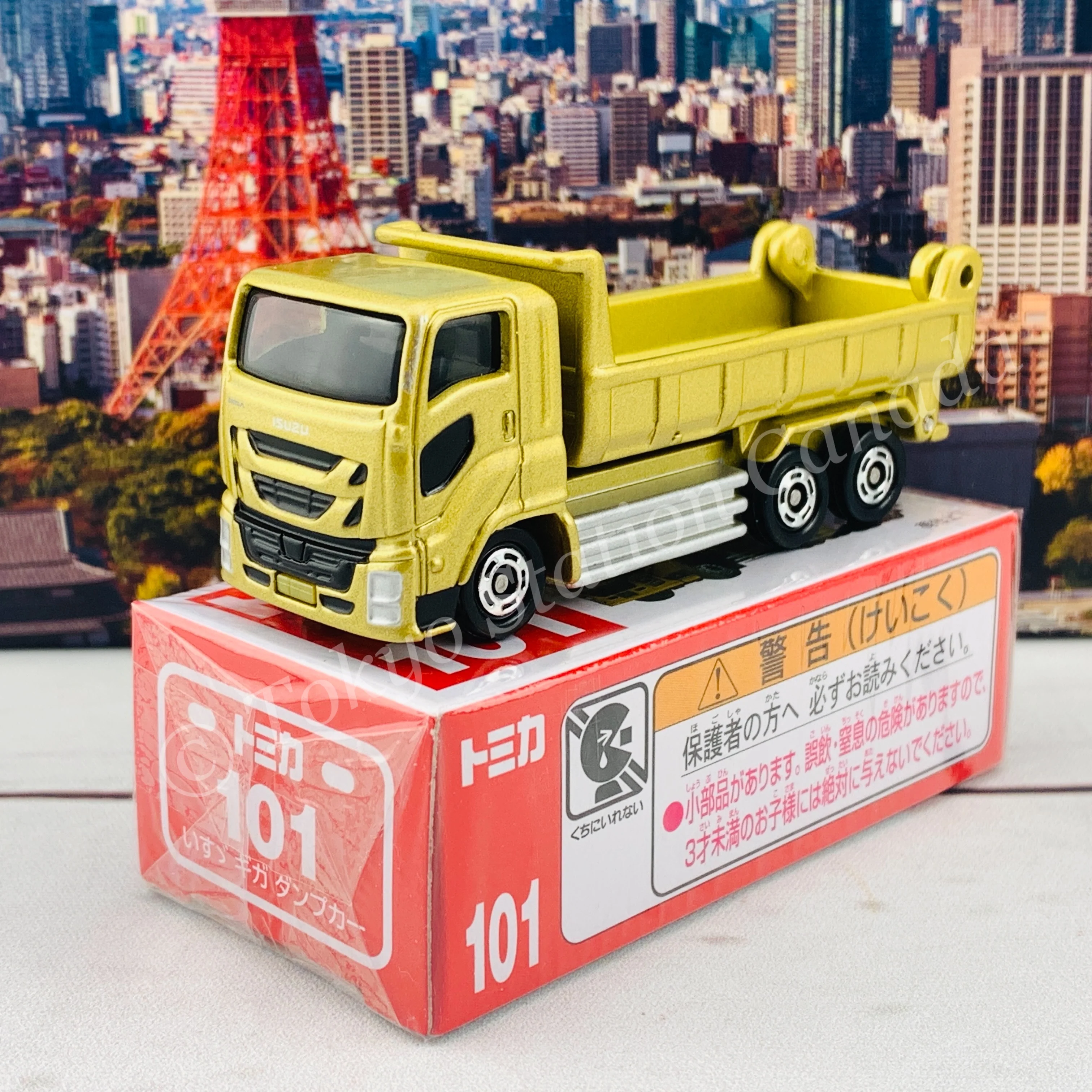 TOMICA 101 ISUZU Giga Dump Truck 4904810859864 - Image 3