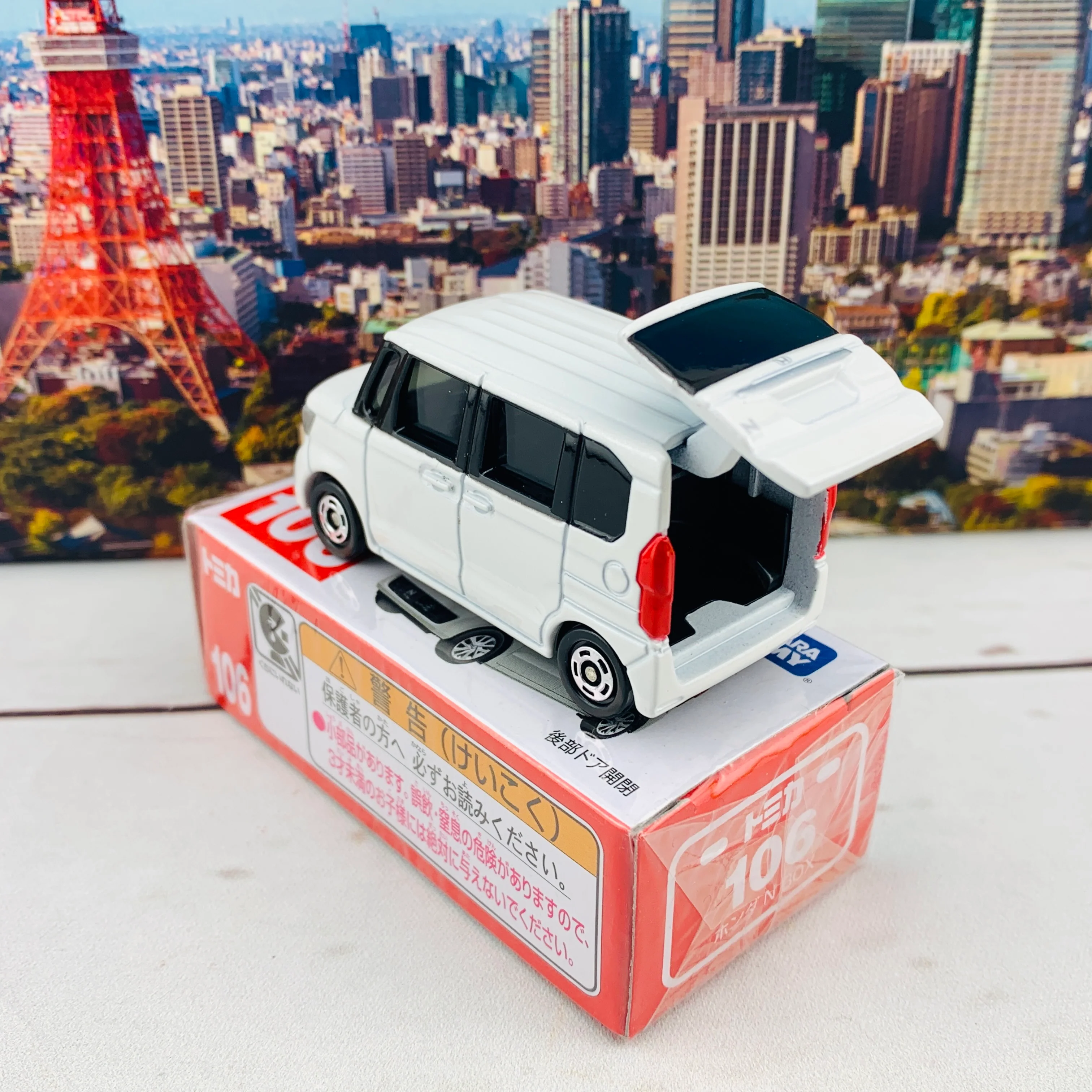 Tomica 106 Honda N BOX - Image 6