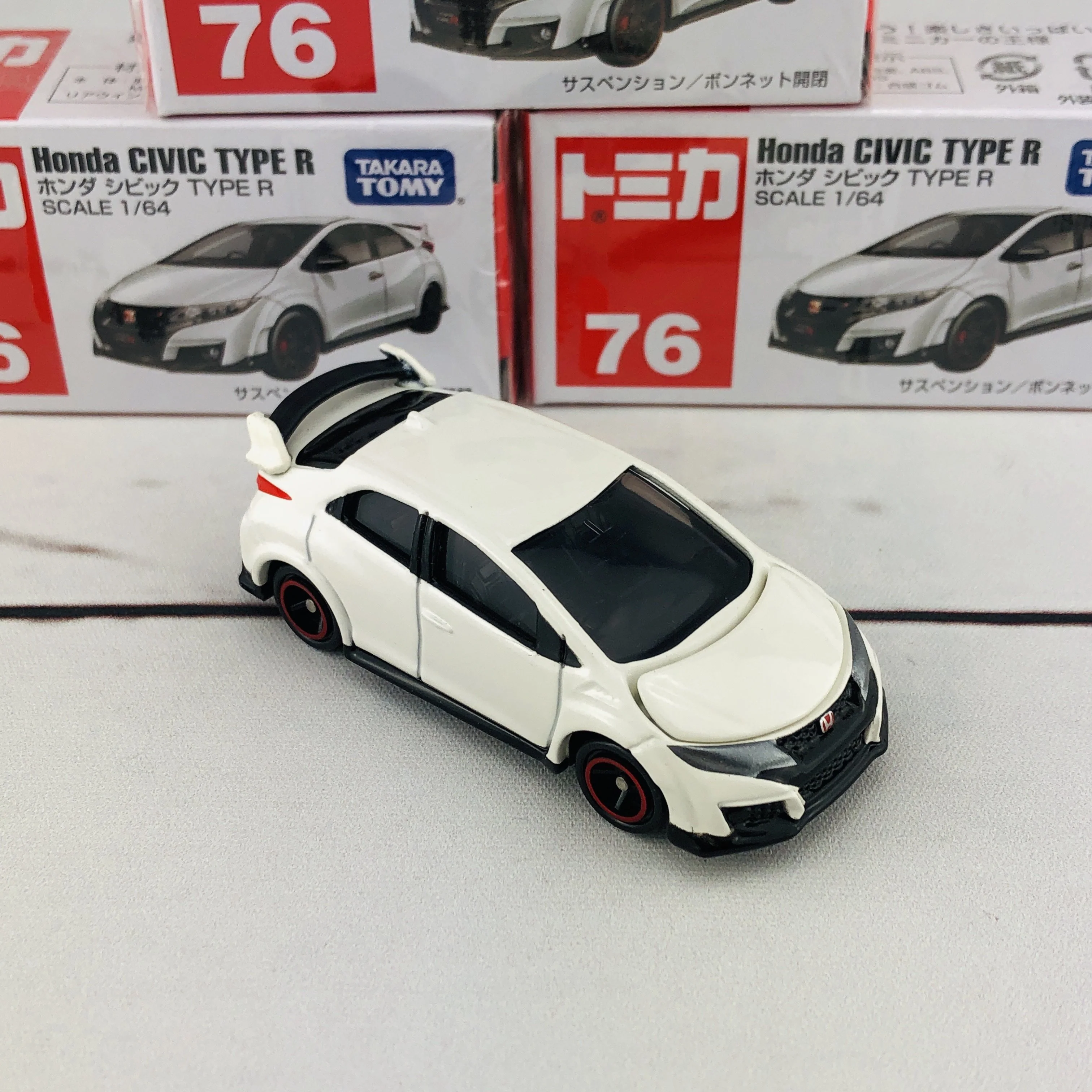 Tomica 76 Honda CIVIC TYPE R FK2 1/64 - Image 5