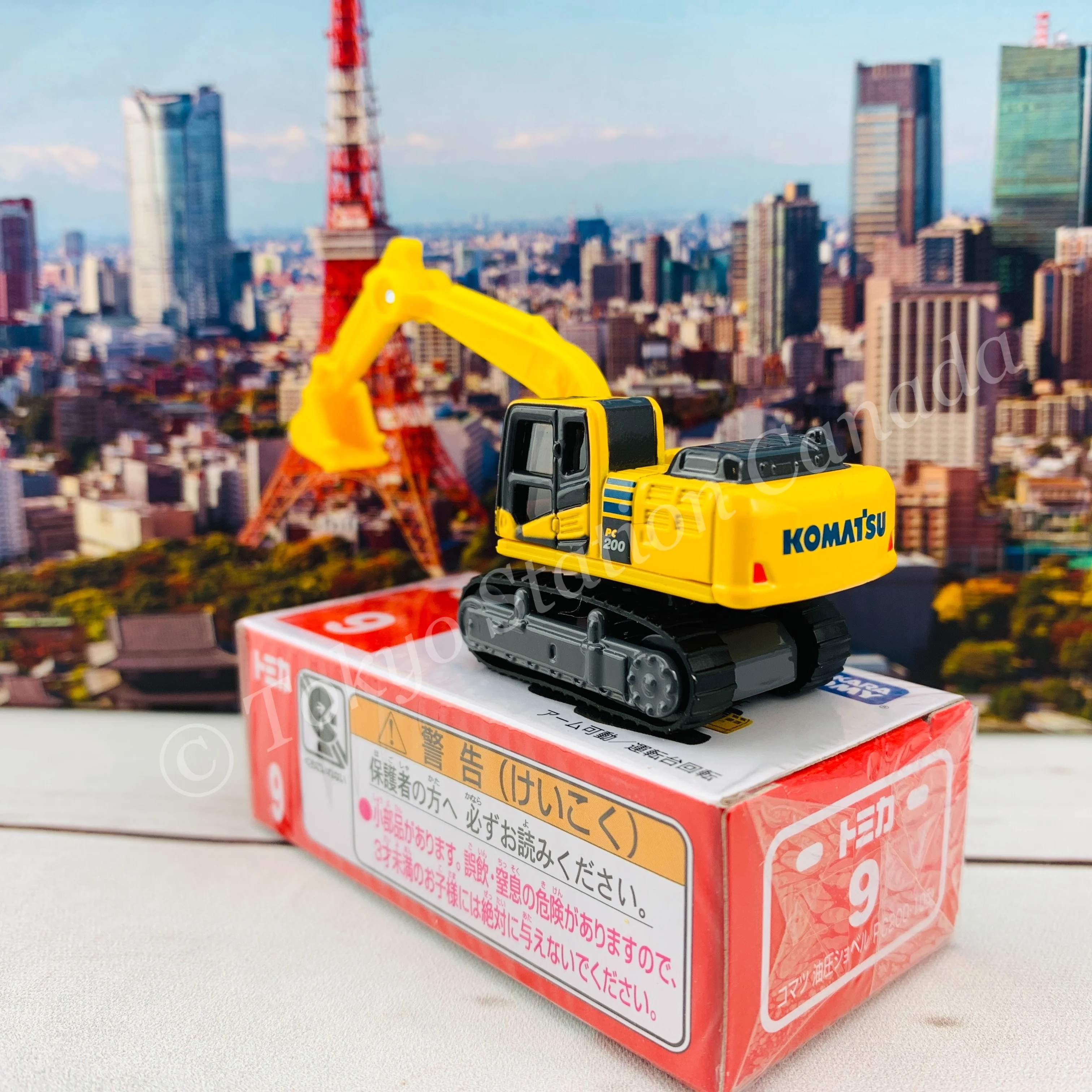 TOMICA 9 KOMATSU Excavator PC200-10 - Image 3