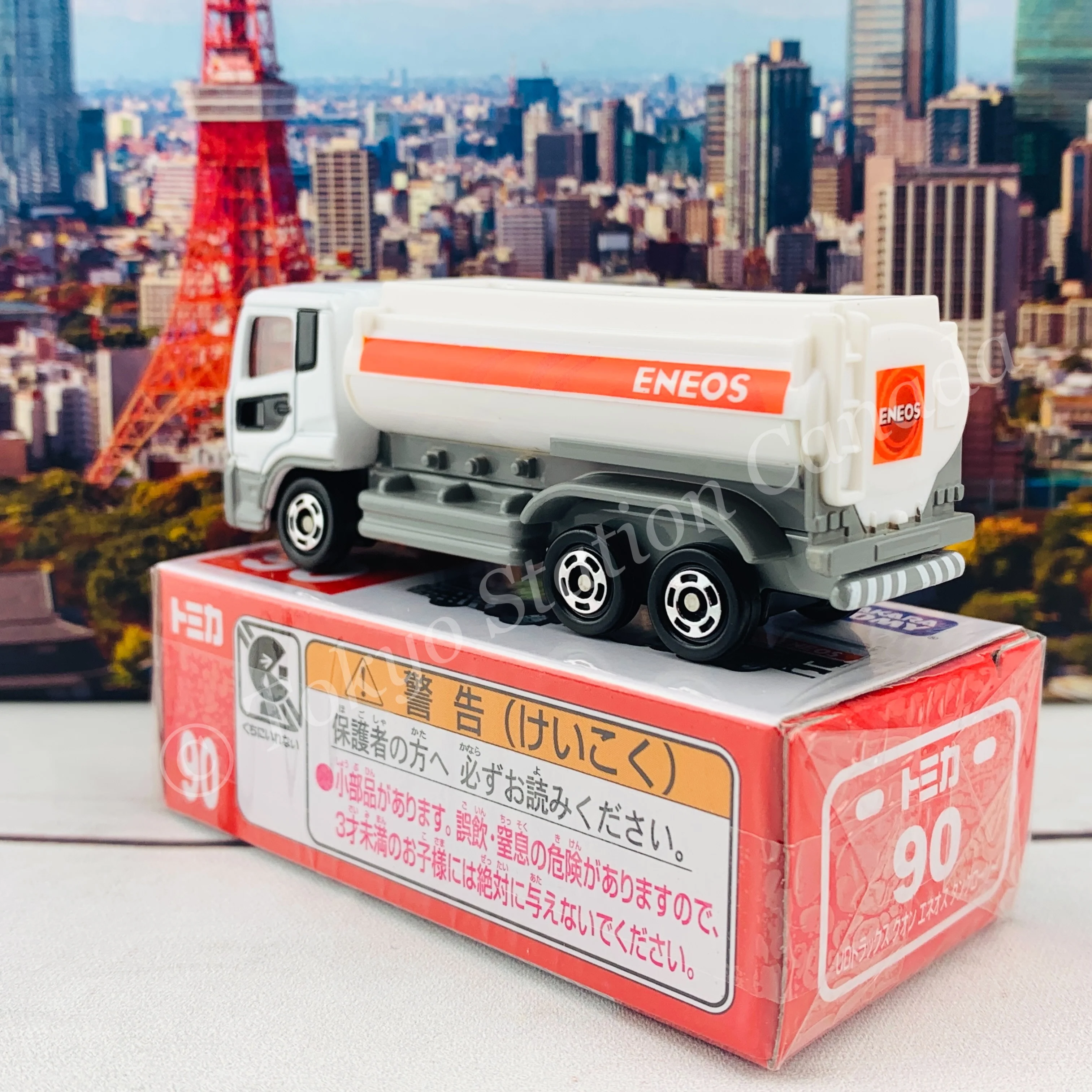 TOMICA 90 UD Trucks Quon Eneos Tank Lorry 4904810858249 - Image 4
