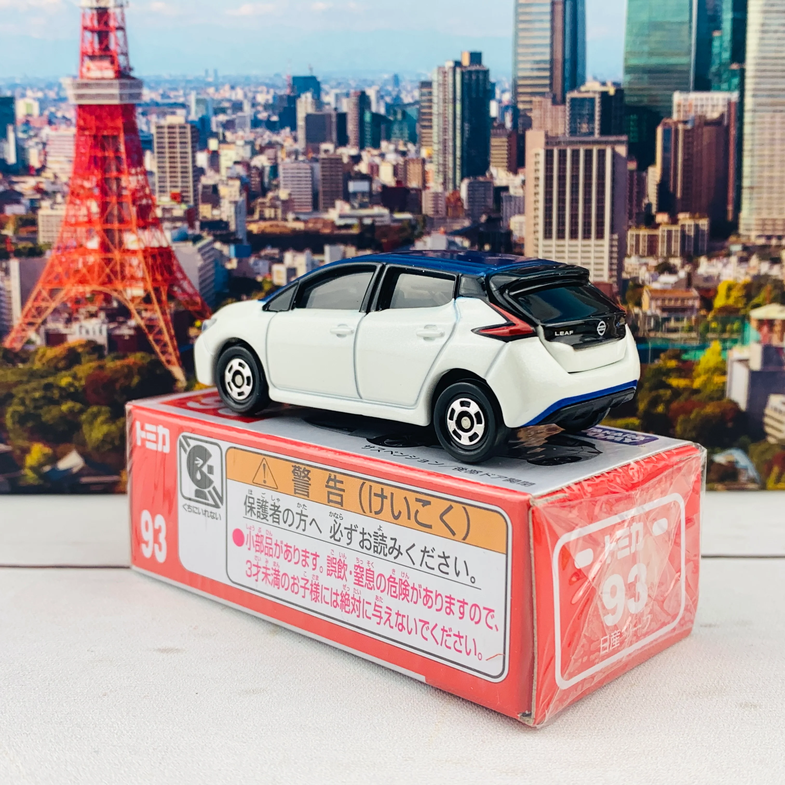 TOMICA 93 Nissan Leaf - Image 5