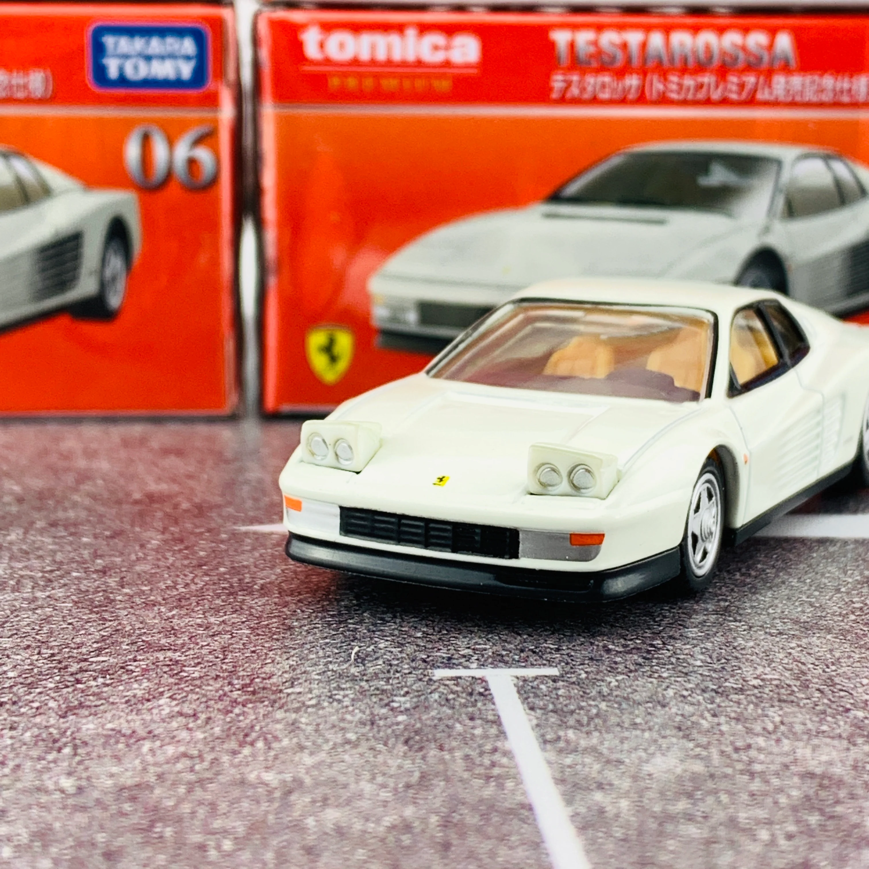 TOMICA PREMIUM 06 TESTAROSSA Limited Edition トミカプレミアム発売記念仕様 (WHITE) - Image 3