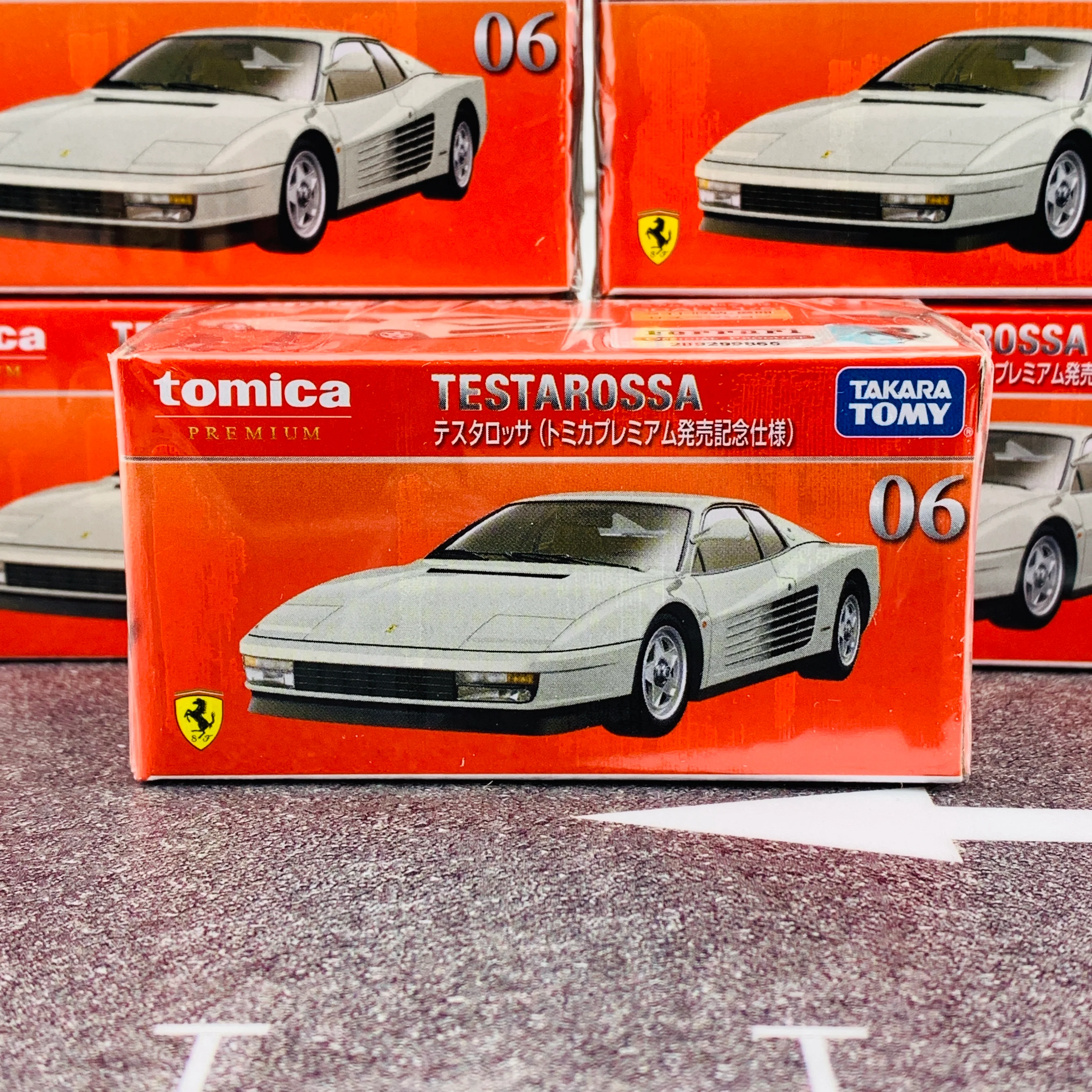 TOMICA PREMIUM 06 TESTAROSSA Limited Edition トミカプレミアム発売記念仕様 (WHITE) - Image 7
