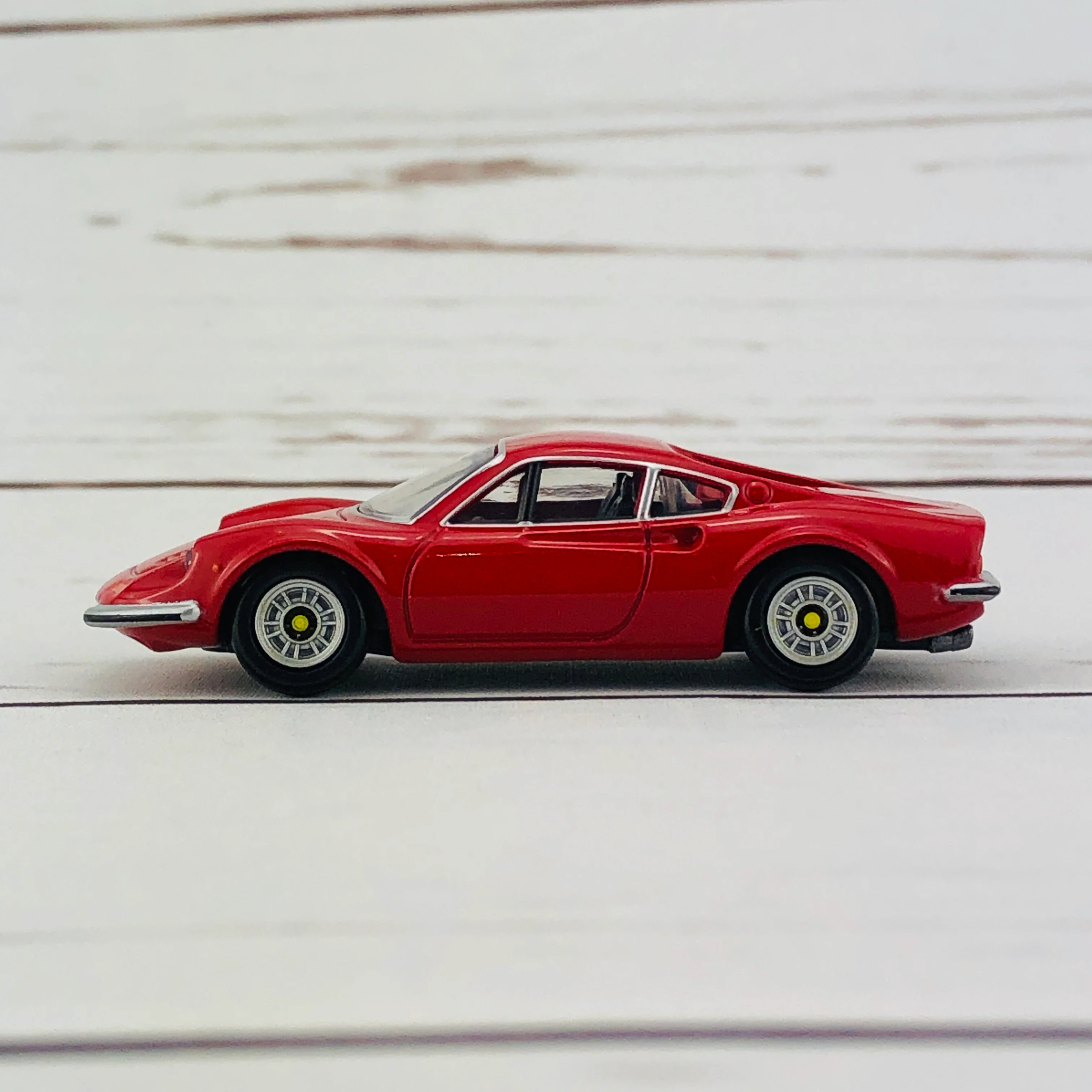 Tomica Premium 13 Ferrari DINO 246 GT - Image 2