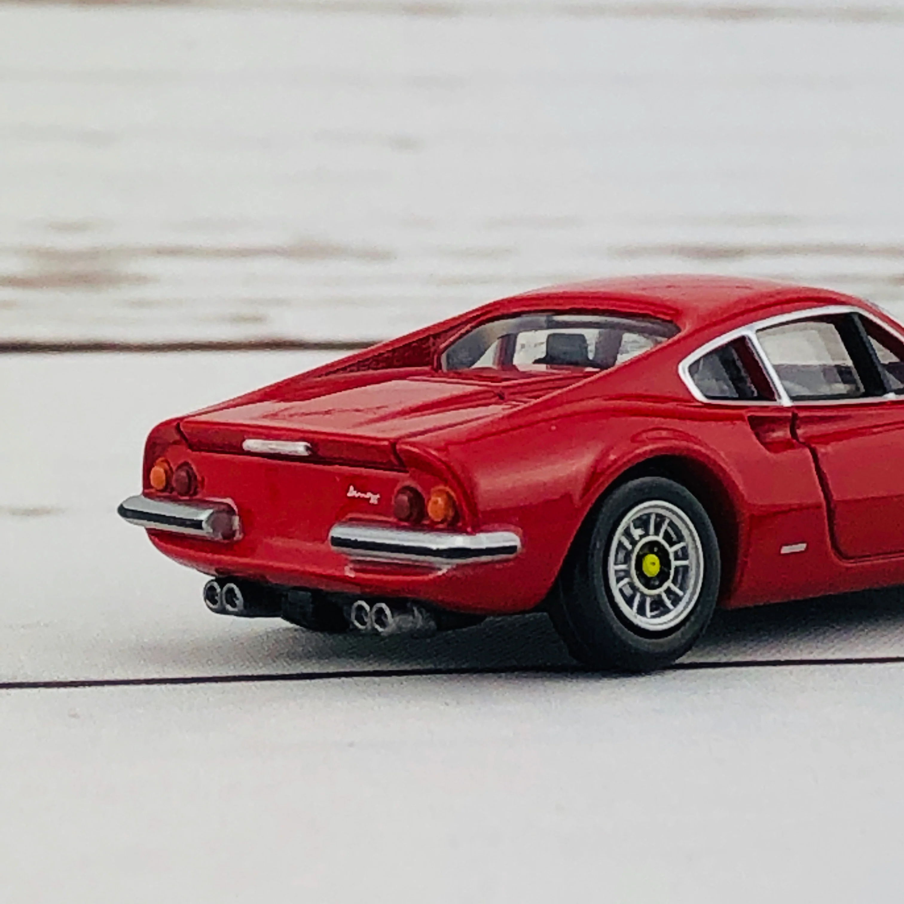 Tomica Premium 13 Ferrari DINO 246 GT - Image 6