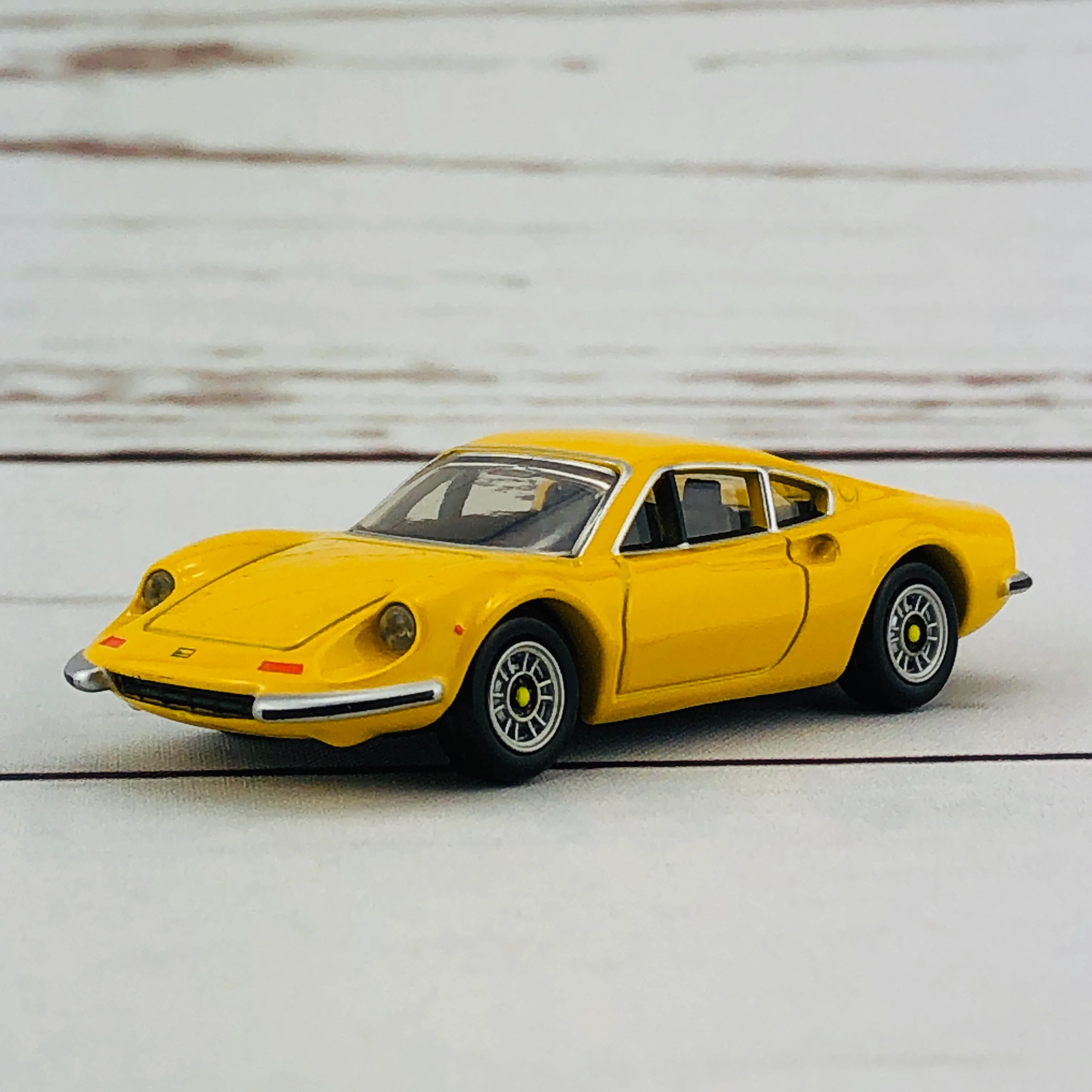 Tomica Premium 13 Ferrari DINO 246 GT(Tomica Premium Release Commemorative Specificationトミカプレミアム発売記念仕様) - Image 3