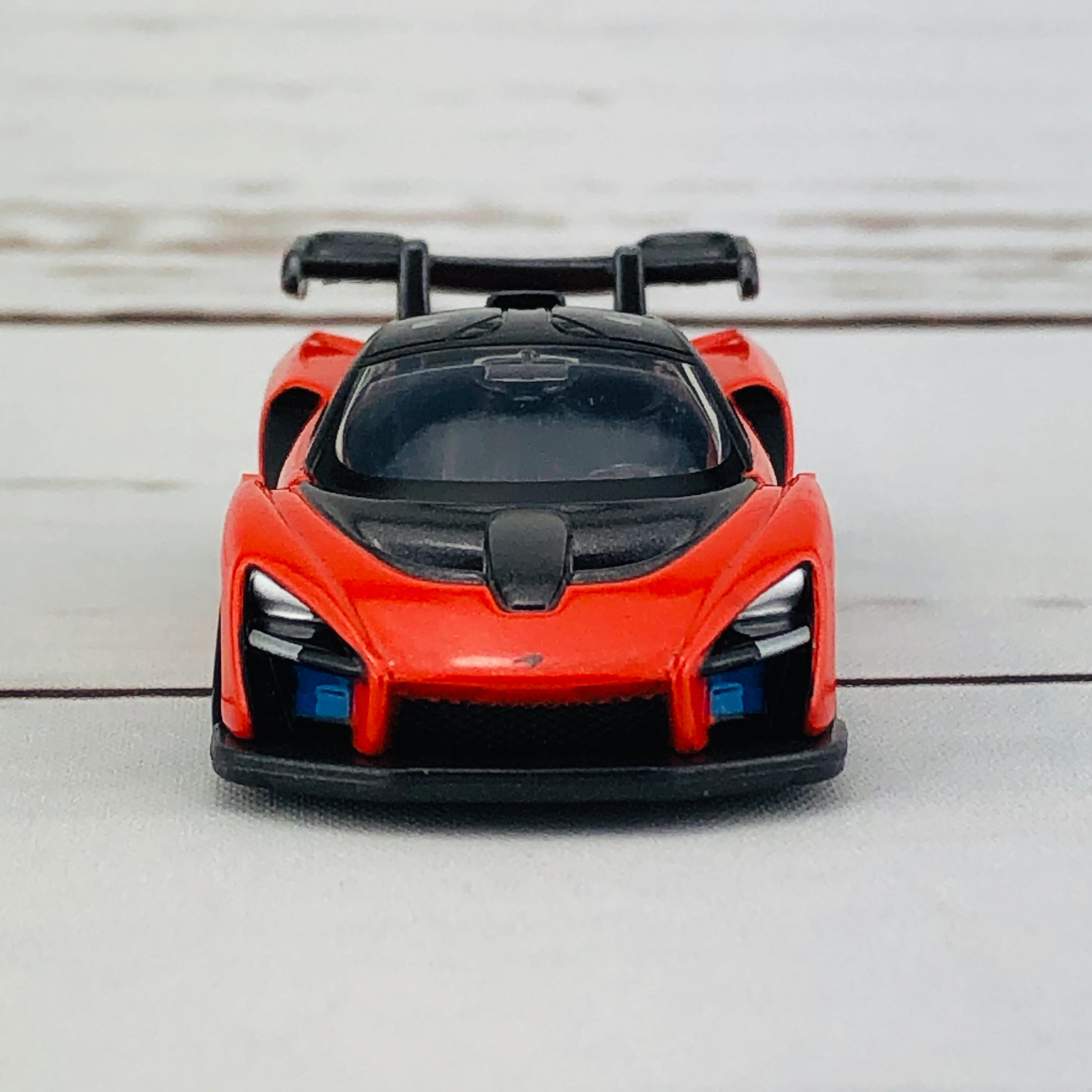 Tomica Premium 14 McLaren Senna (Tomica Premium Release Commemorative Specificationトミカプレミアム発売記念仕様) SuccessActive - Image 8