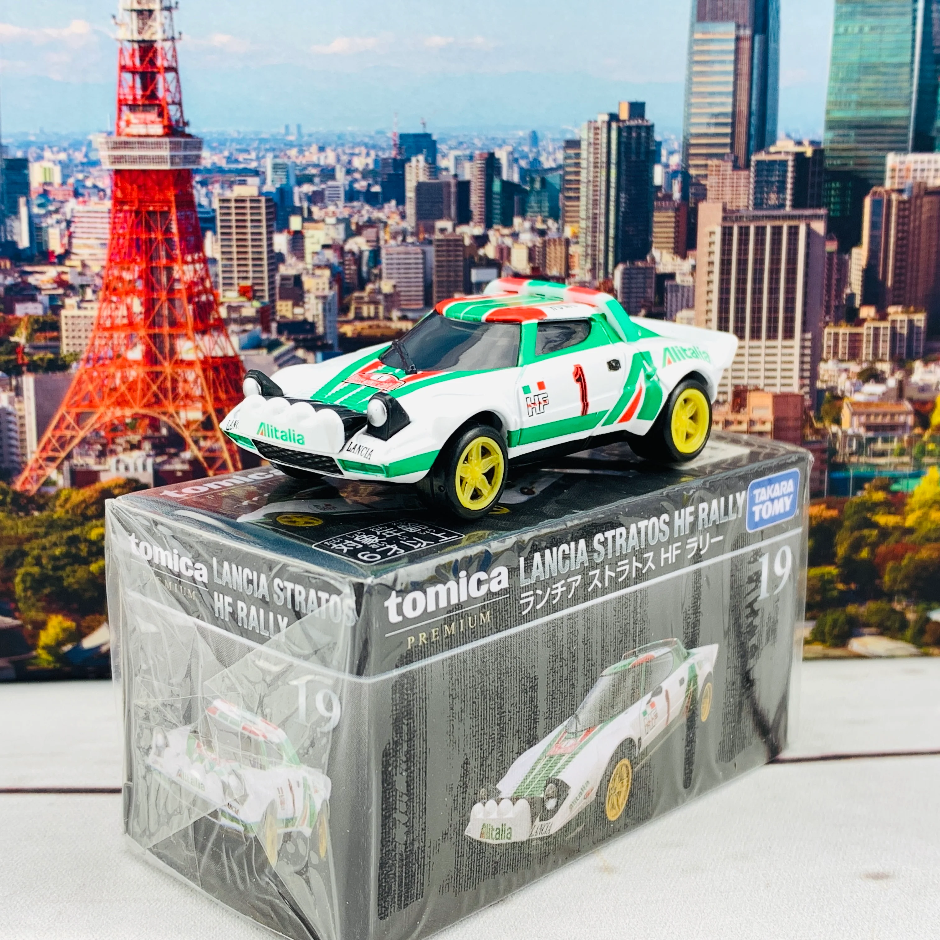TOMICA PREMIUM 19 Lancia Stratos HF Rally - Image 2