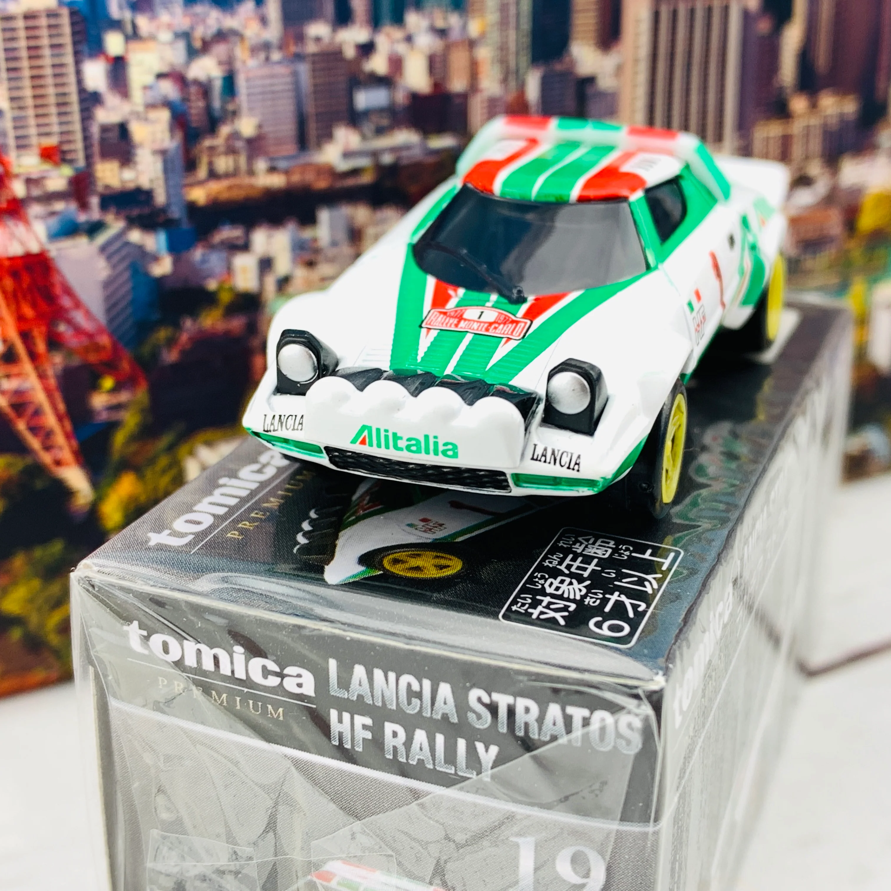 TOMICA PREMIUM 19 Lancia Stratos HF Rally - Image 4