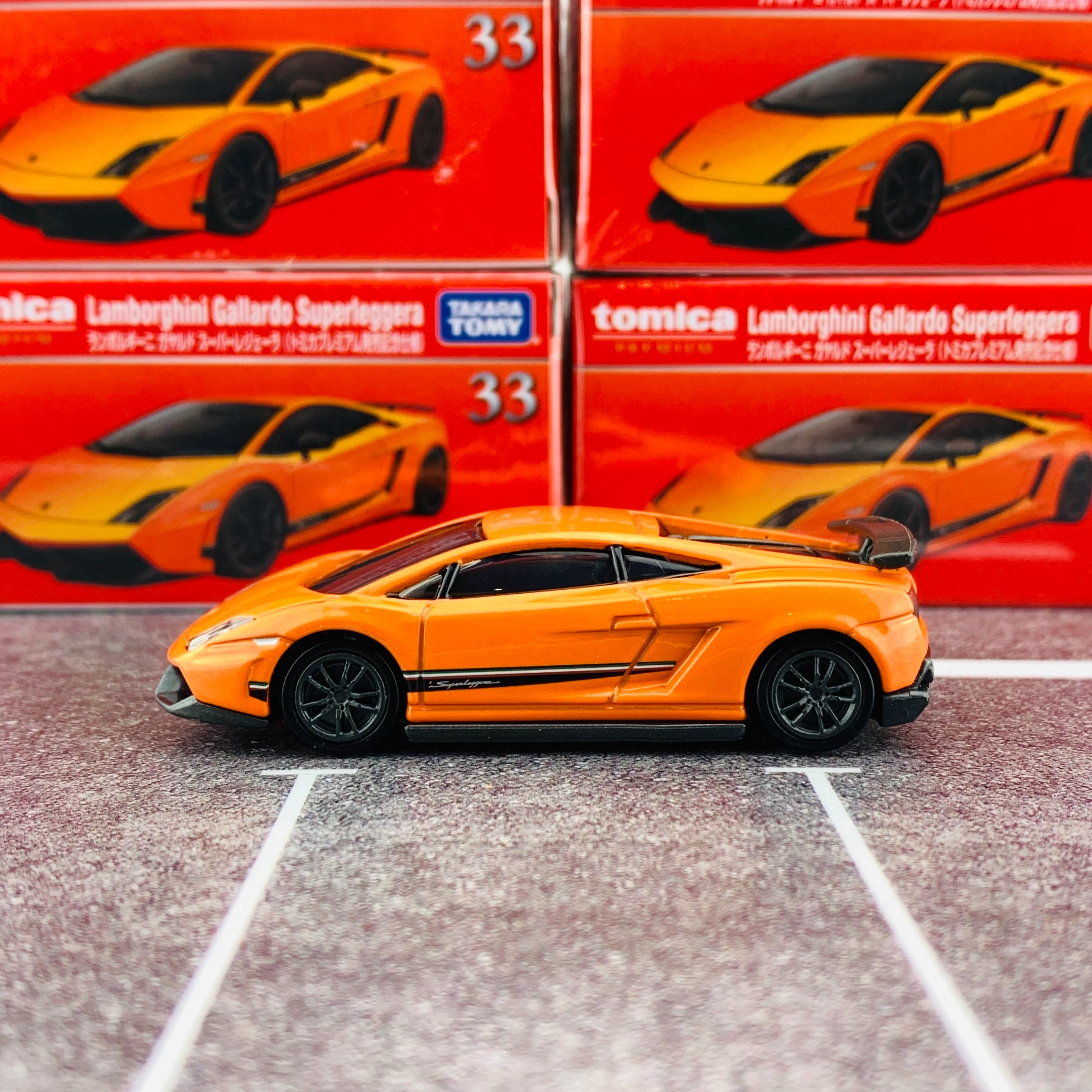 Tomica Premium 33 Lamborghini Gallardo Superleggera (Tomica Premium Release Commemorative Specificationトミカプレミアム発売記念仕様) - Image 2
