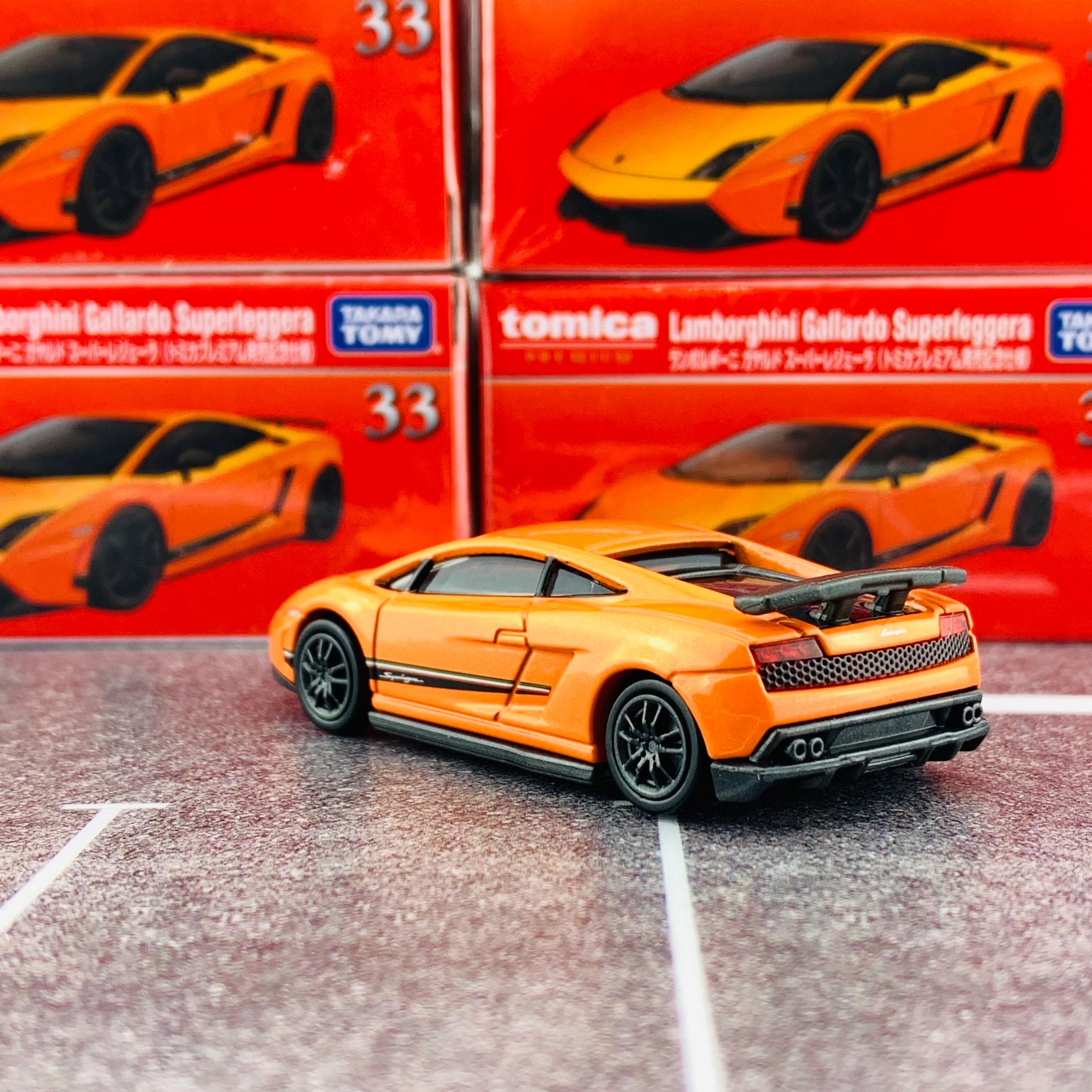 Tomica Premium 33 Lamborghini Gallardo Superleggera (Tomica Premium Release Commemorative Specificationトミカプレミアム発売記念仕様) - Image 4
