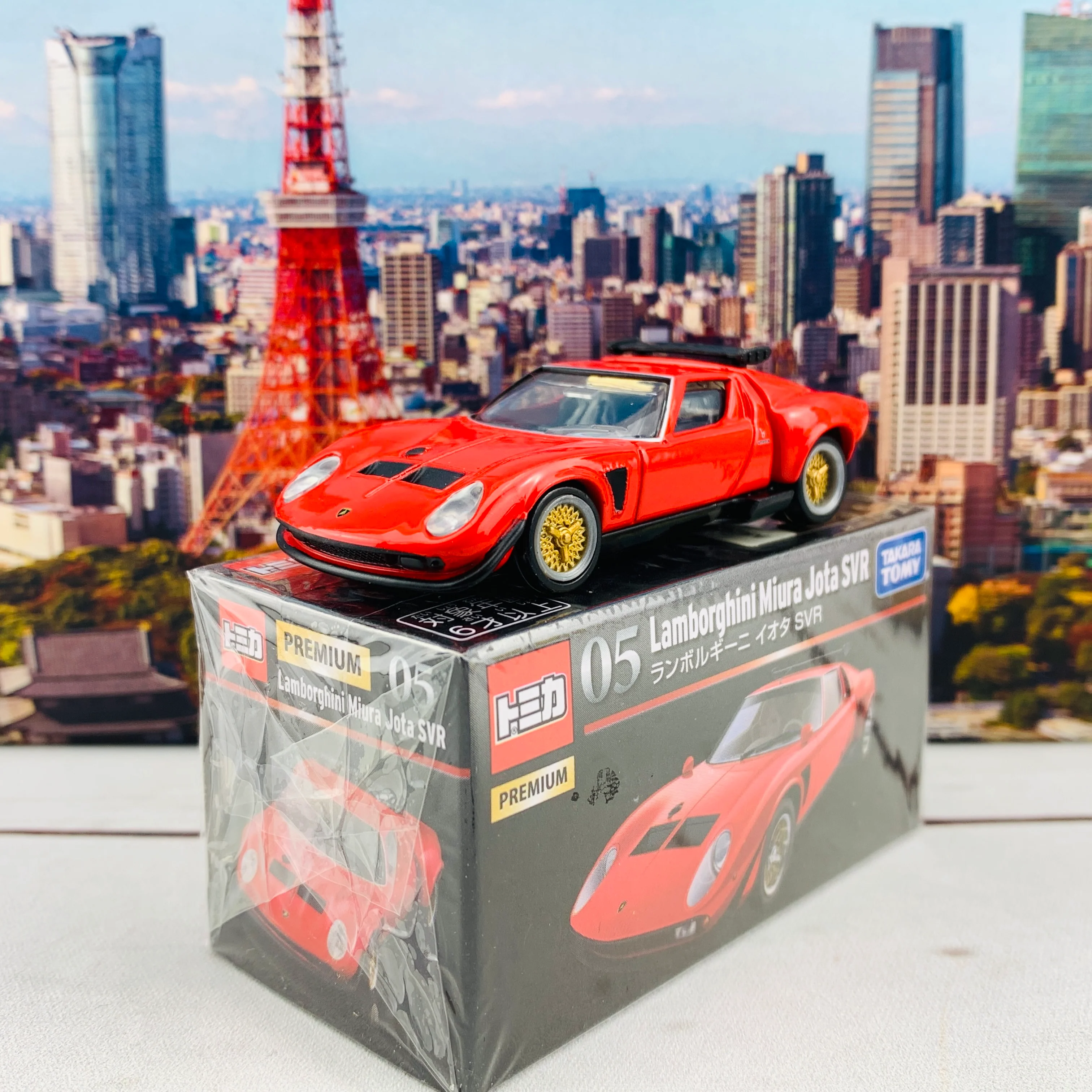Tomica Premium 05 Lamborghini Miura Jota SVR - Image 2
